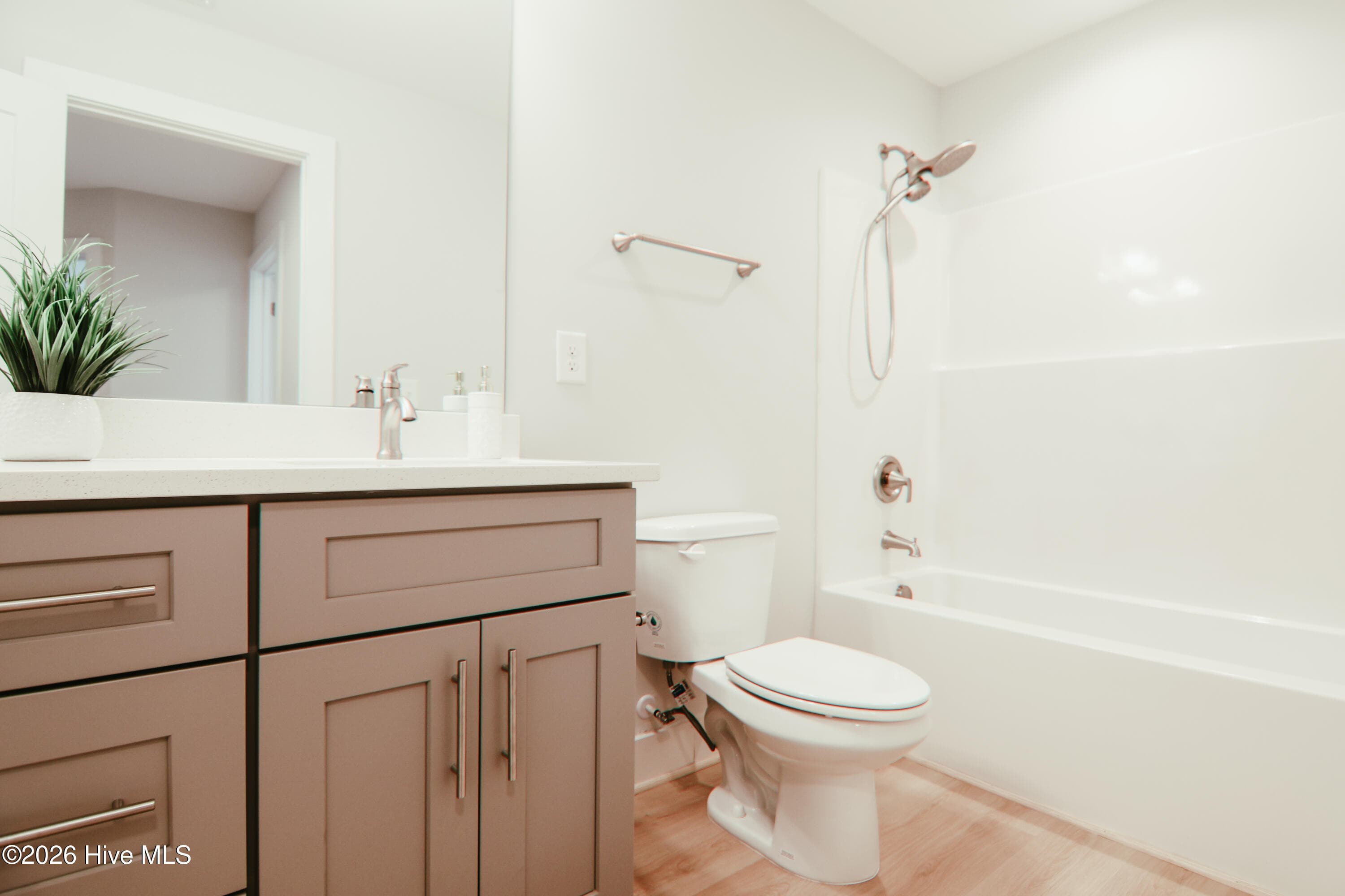 Moen fixtures - 223 Glenwood Trail, Goldsboro, NC 27534