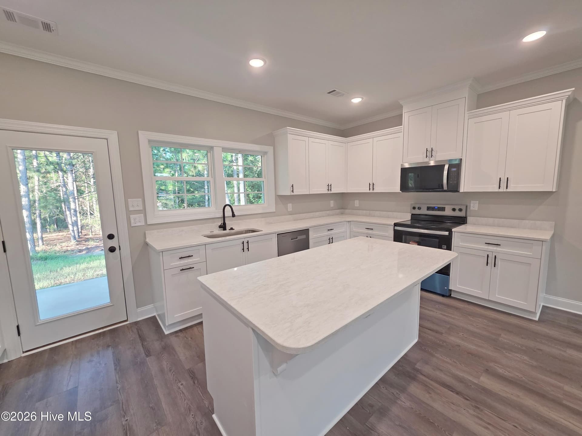 Single Family Residence at 548 Hillman Street, Warrenville, SC 29851, photo 9 of 44