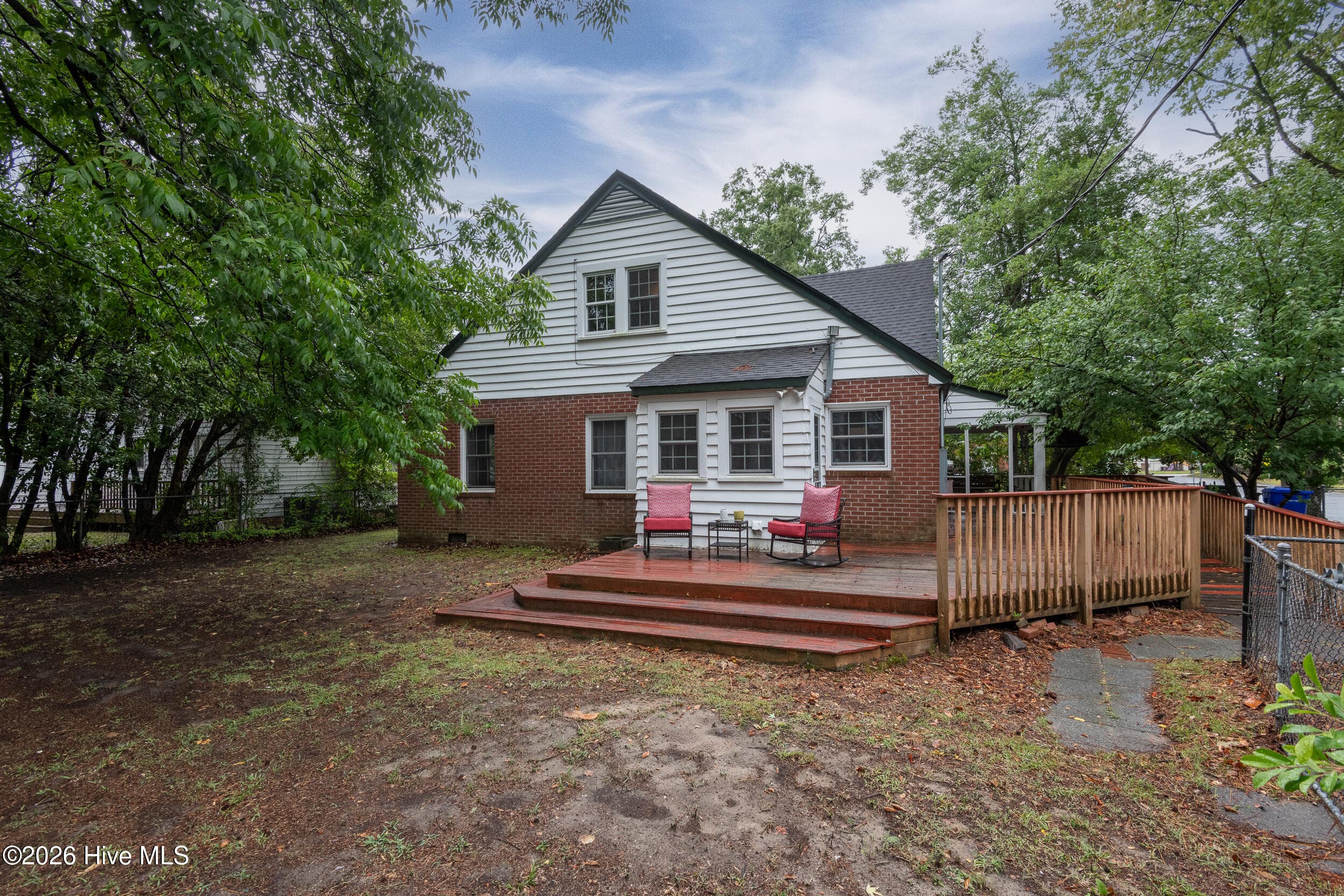 Single Family Residence at 2401 E 4th Street, Greenville, NC 27858, photo 6 of 36