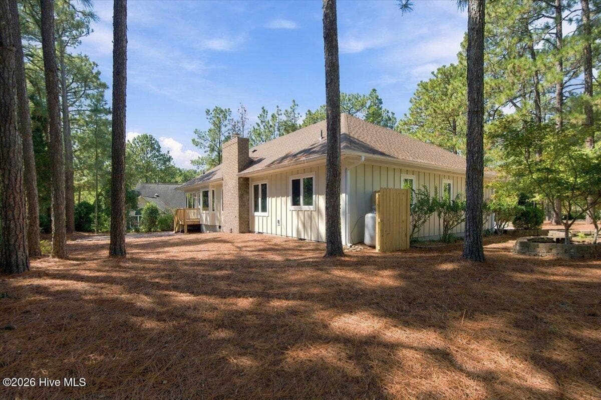 Single Family Residence at 10 Catalpa Lane N, Pinehurst, NC 28374, photo 6 of 51