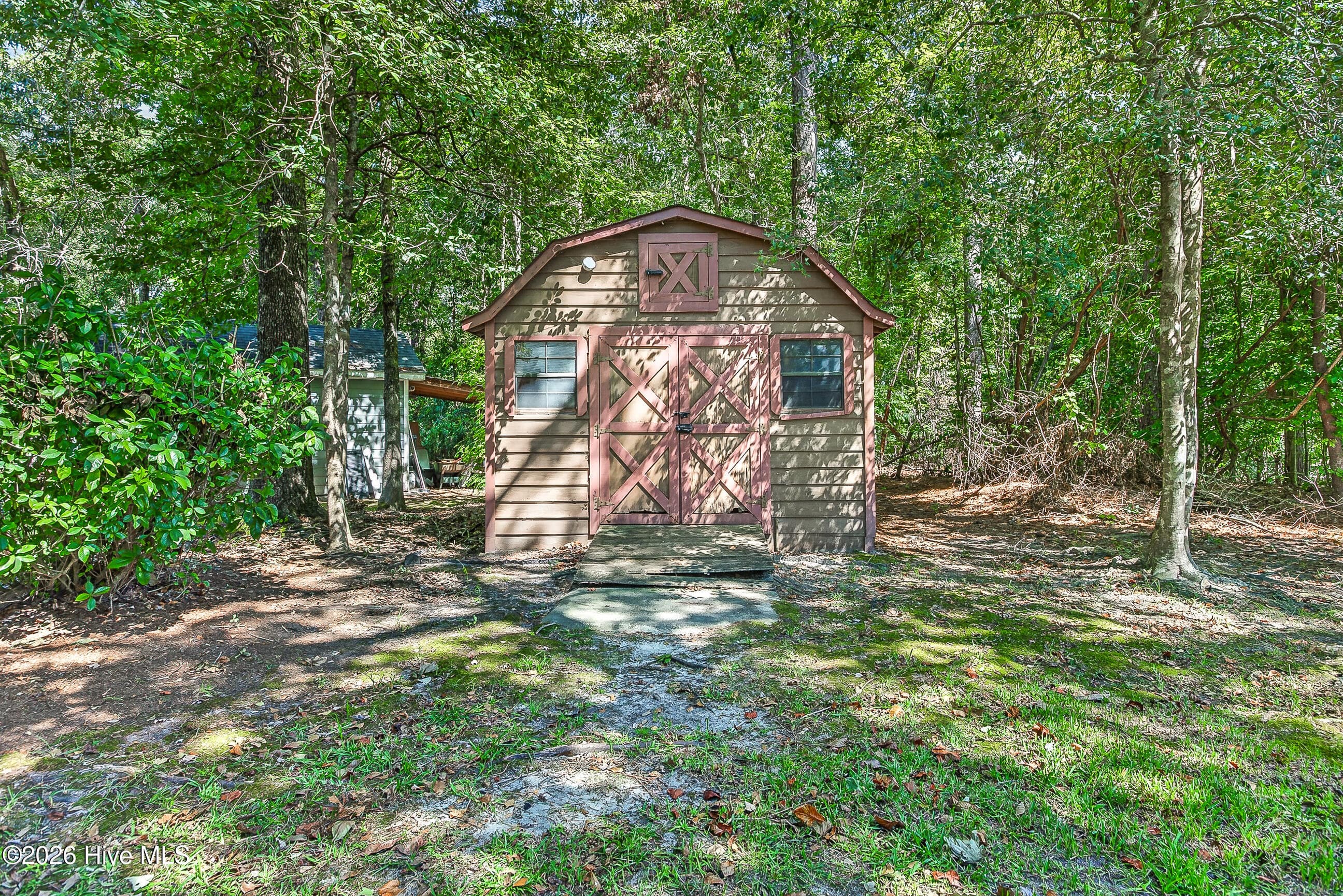 Single Family Residence at 439 Candlewood Drive, Jacksonville, NC 28540, photo 40 of 42