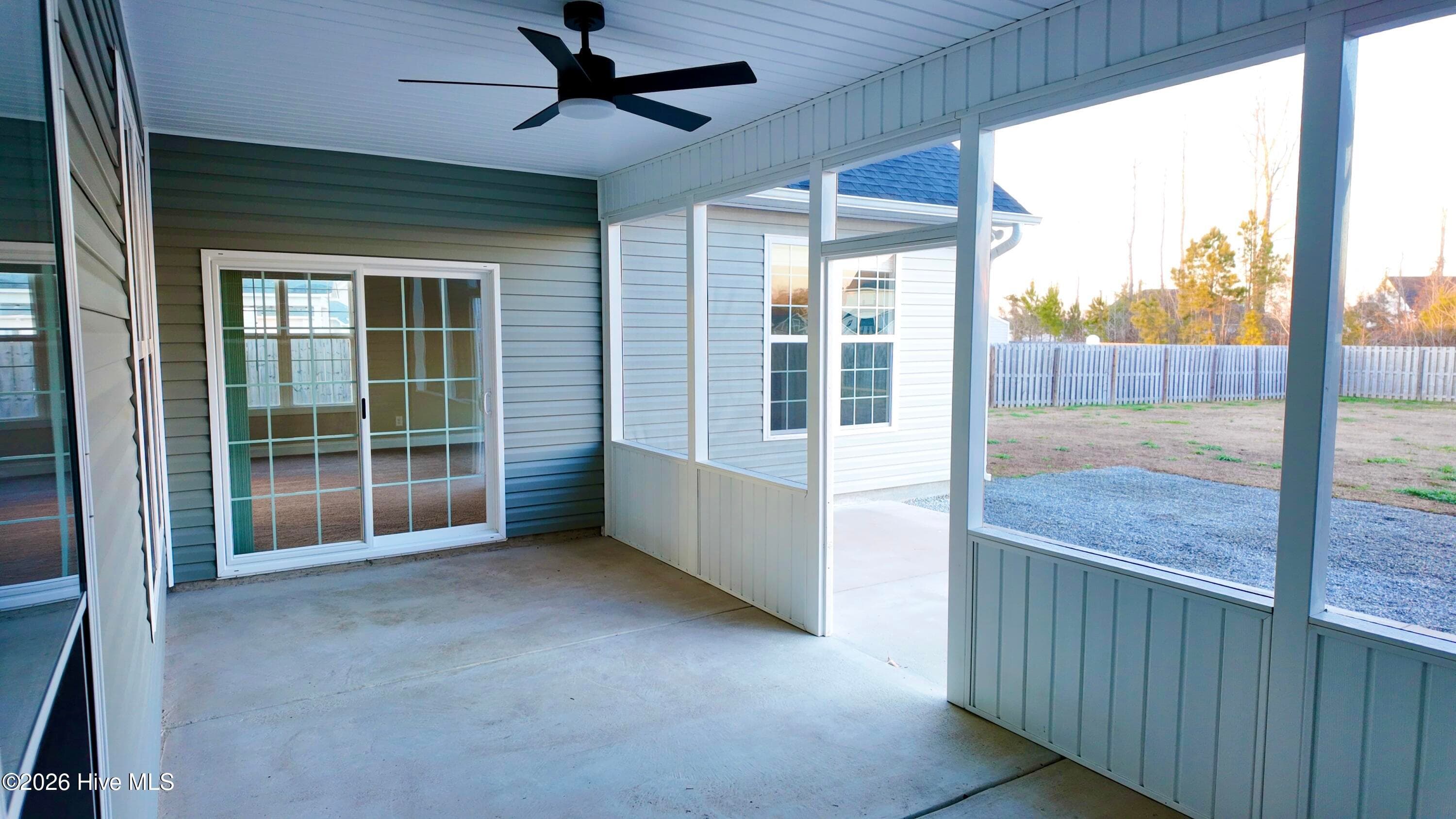 Single Family Residence at 3009 Sharpnose Street, New Bern, NC 28562, photo 32 of 45