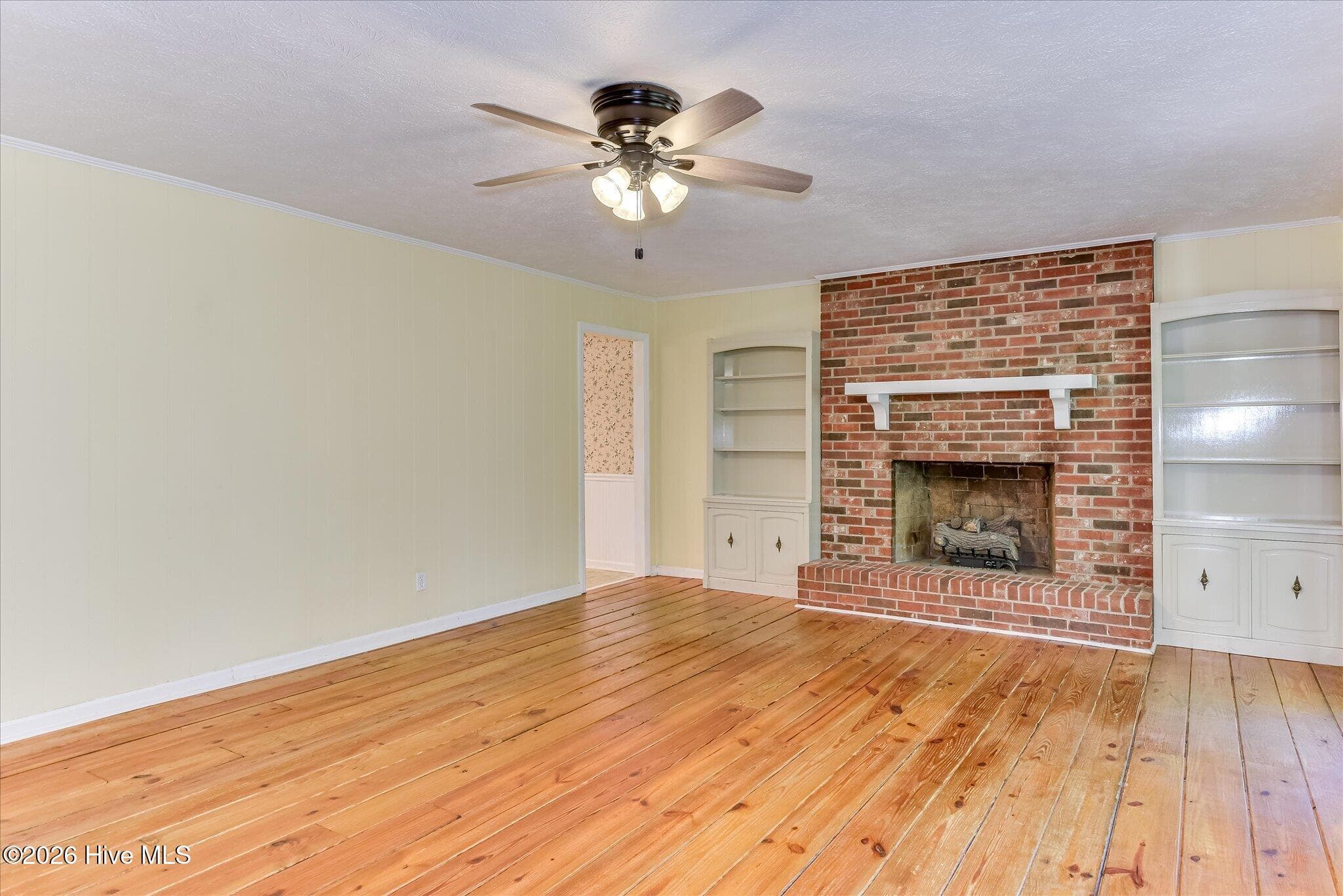 Single Family Residence at 6 Gregory Court, North Augusta, SC 29860, photo 8 of 40