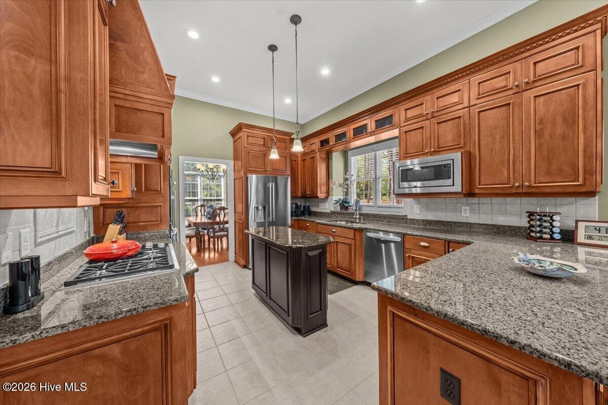 Single Family Residence at 14 Rathlin Court, Pinehurst, NC 28374, photo 28 of 58