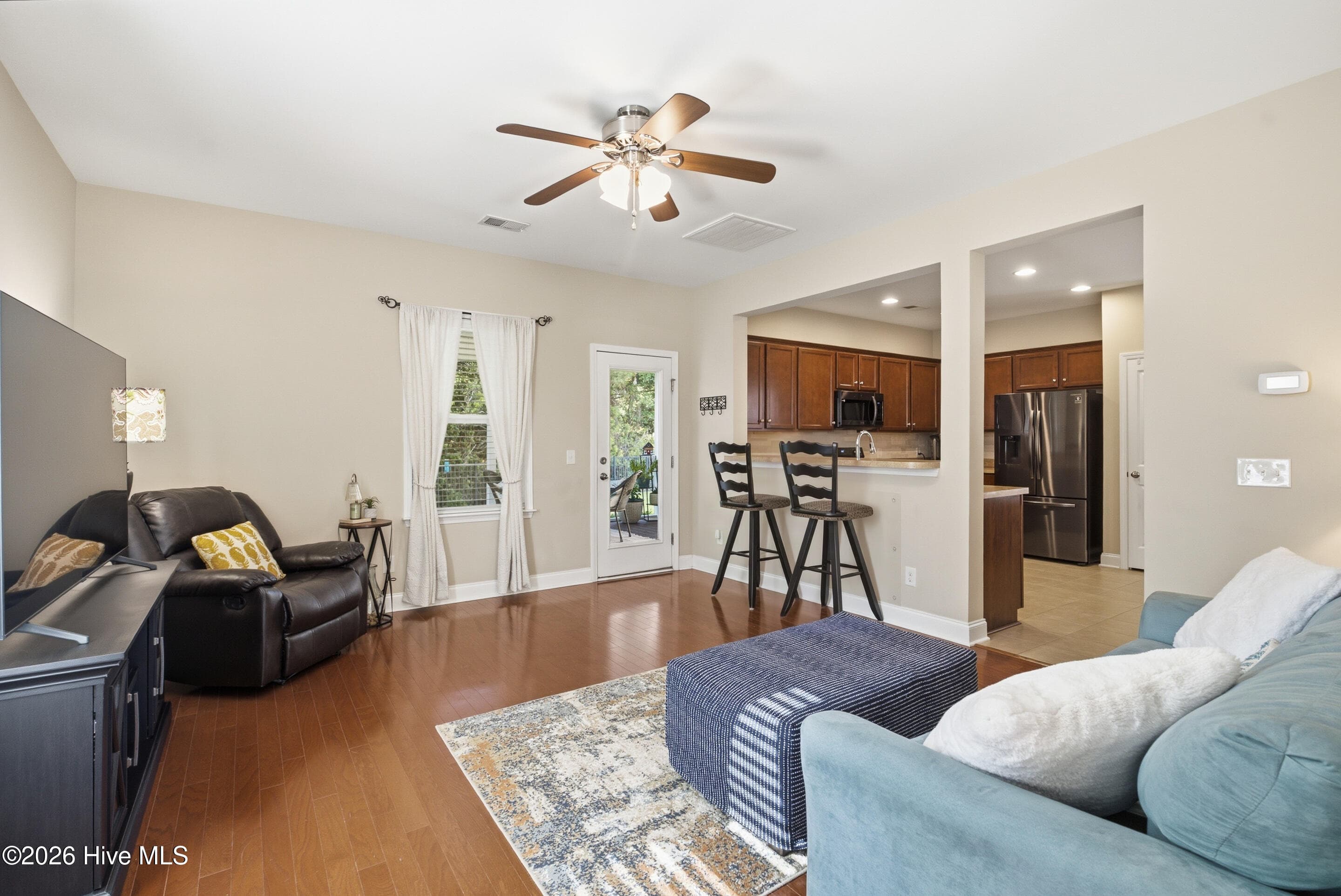 Single Family Residence at 5224 Shipmast Way, Southport, NC 28461, photo 11 of 41
