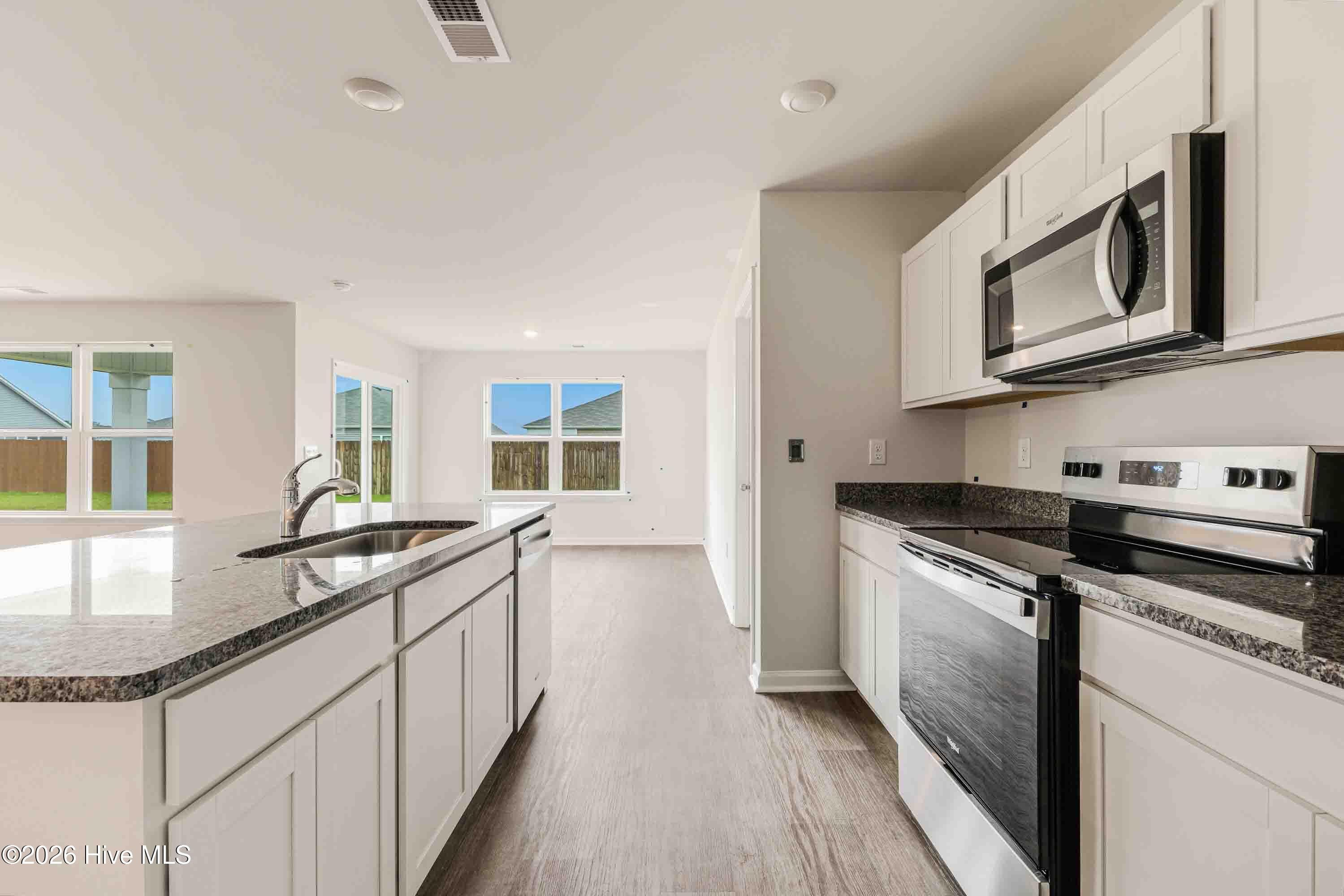 Single Family Residence at 3028 Maravella Court Lot 7, Bolivia, NC 28422, photo 11 of 33