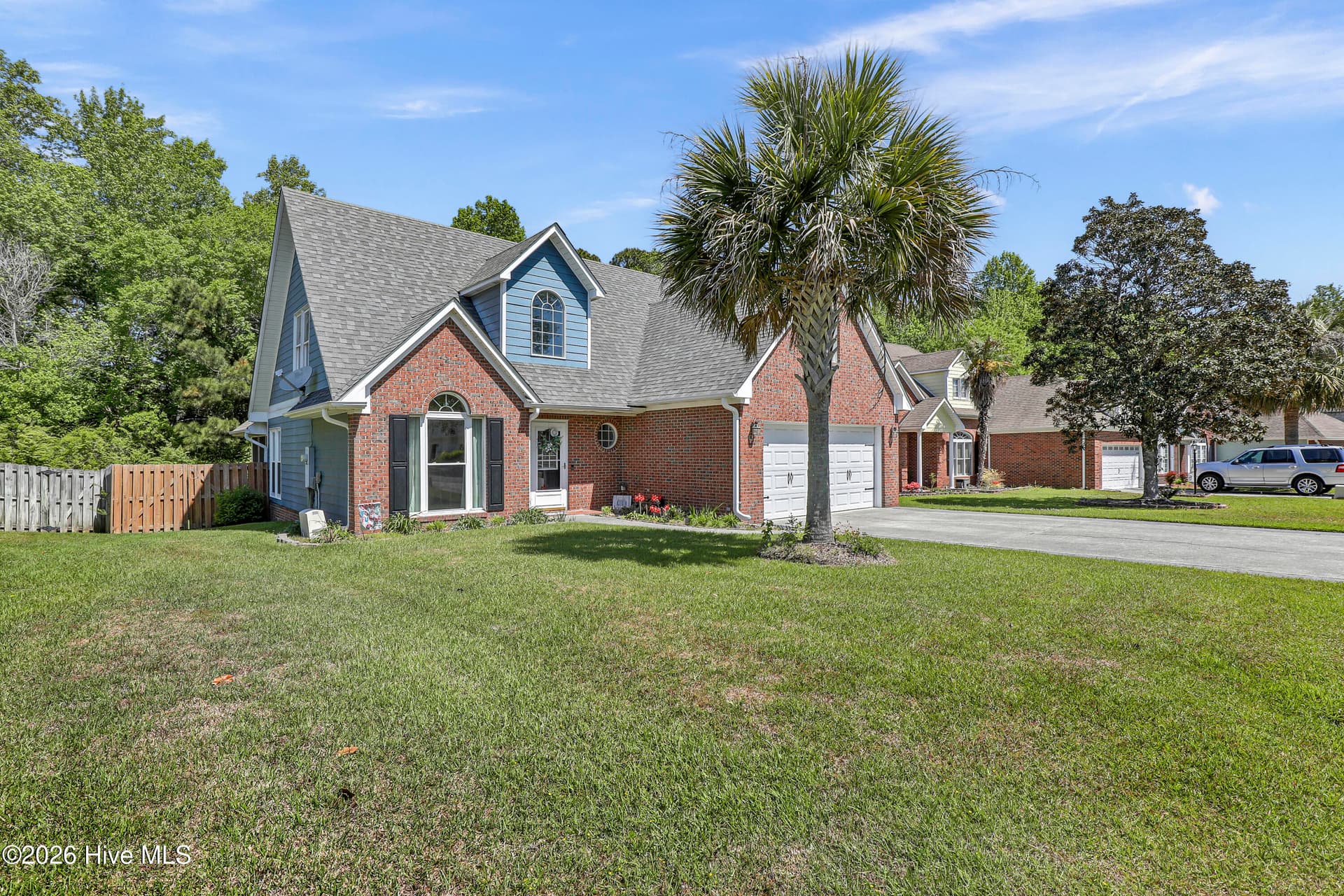Single Family Residence at 1124 Mill Run Road, Sneads Ferry, NC 28460, photo 3 of 41