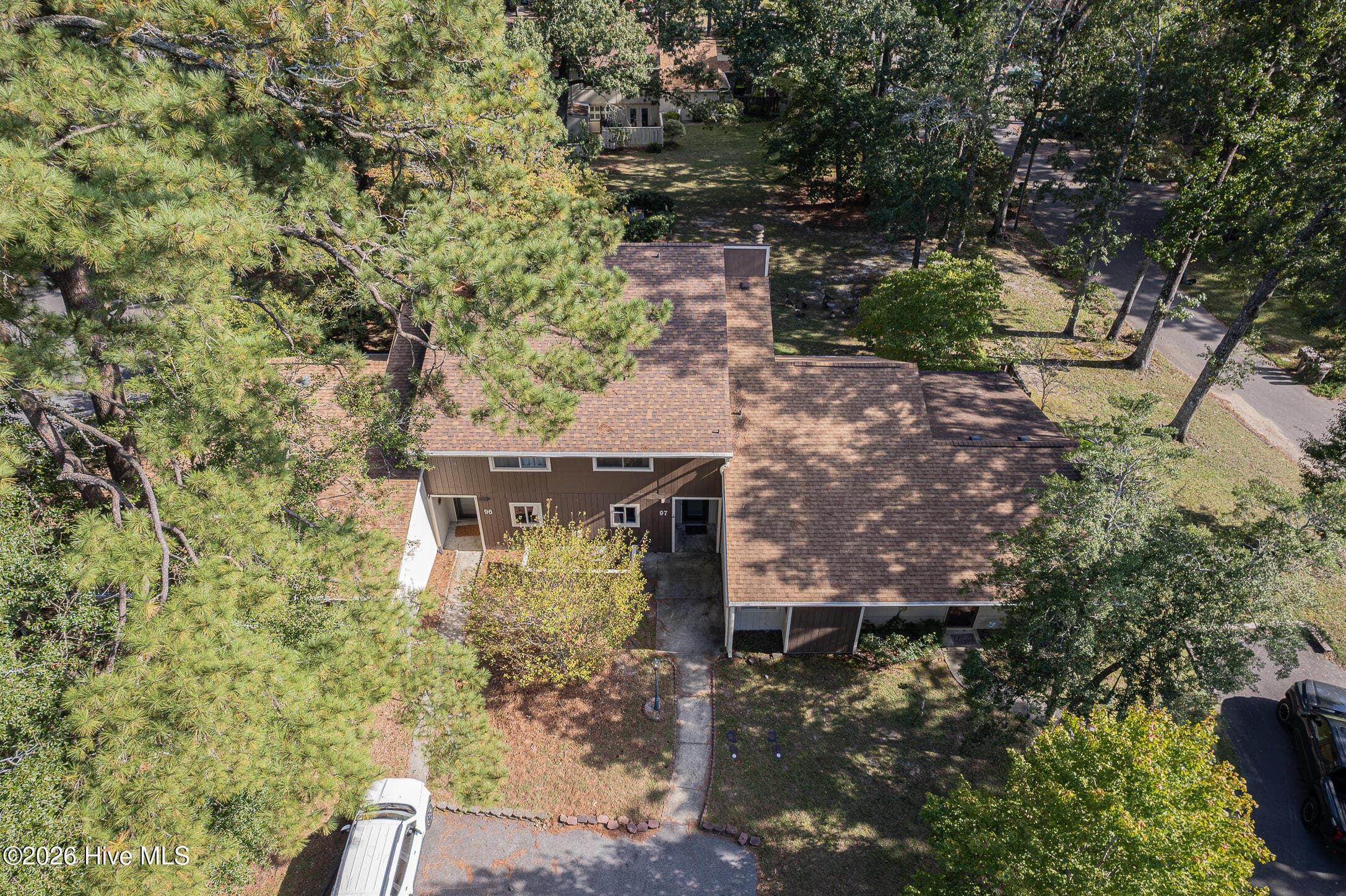 Townhouse at 97 Quarterdeck, New Bern, NC 28562, photo 58 of 71