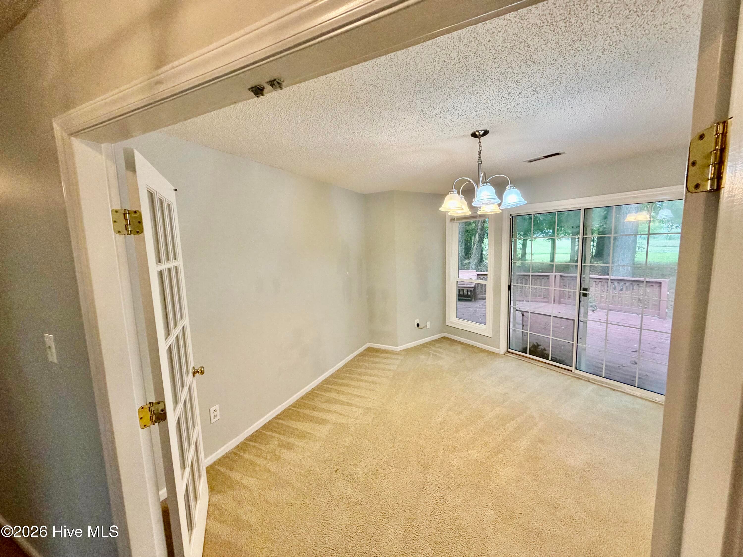 Single Family Residence at 105 Norman Court, New Bern, NC 28560, photo 18 of 30