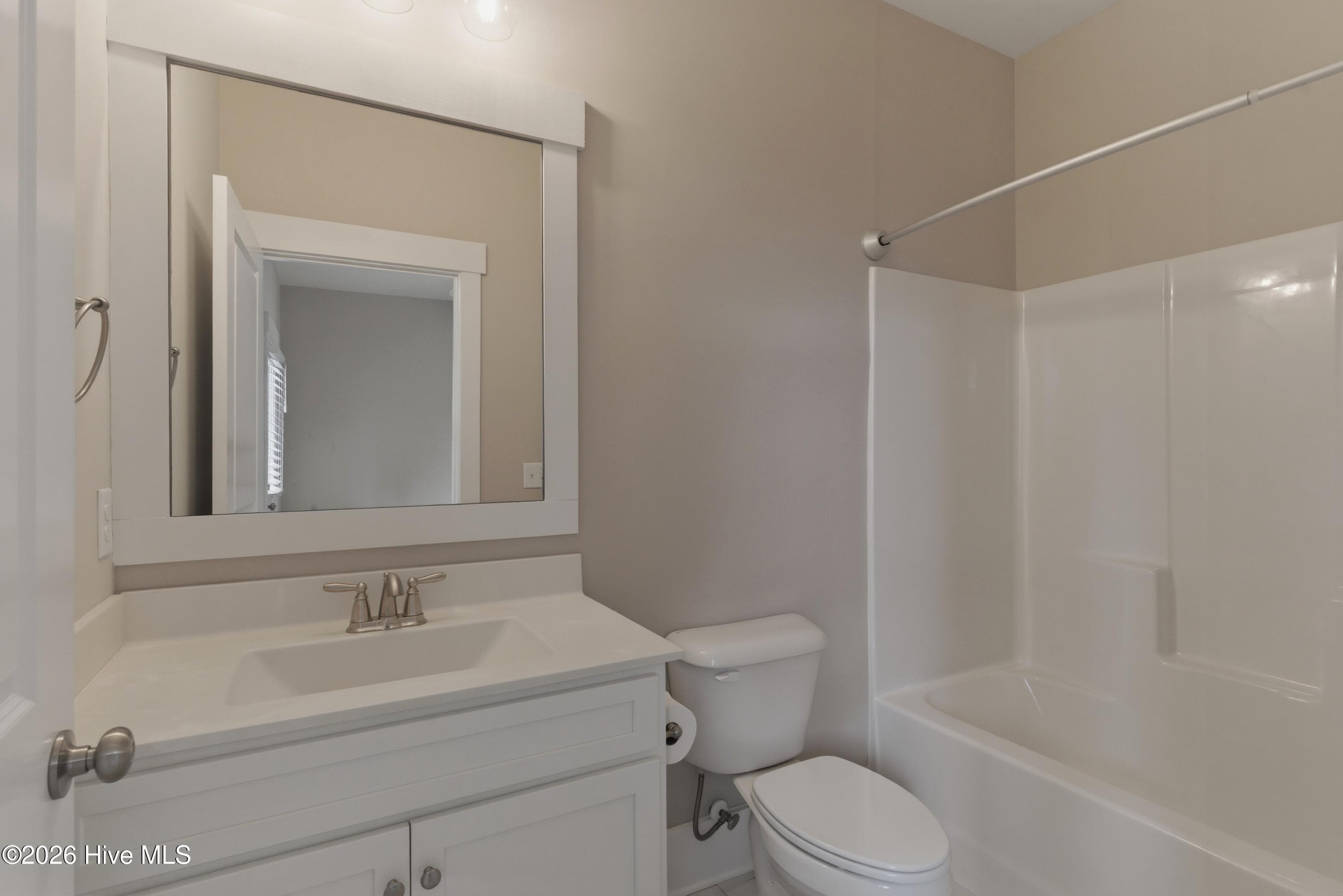 Townhouse at 1810 Bungalow Row, Wilmington, NC 28409, photo 50 of 53
