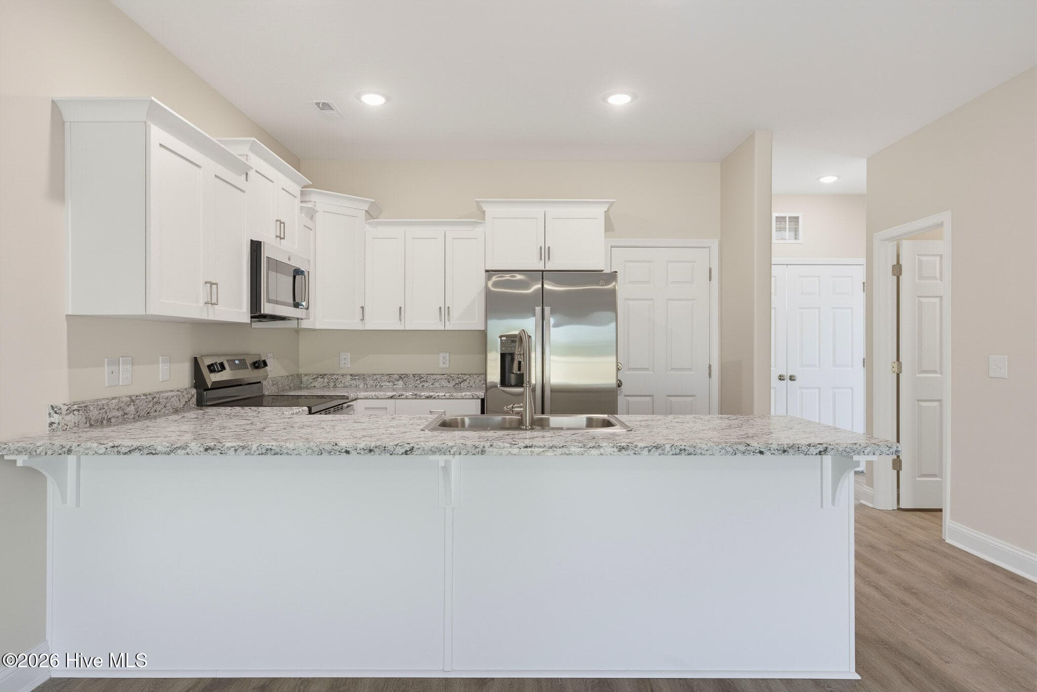 Townhouse at 303 Coastal Reef Court, Holly Ridge, NC 28445, photo 7 of 25