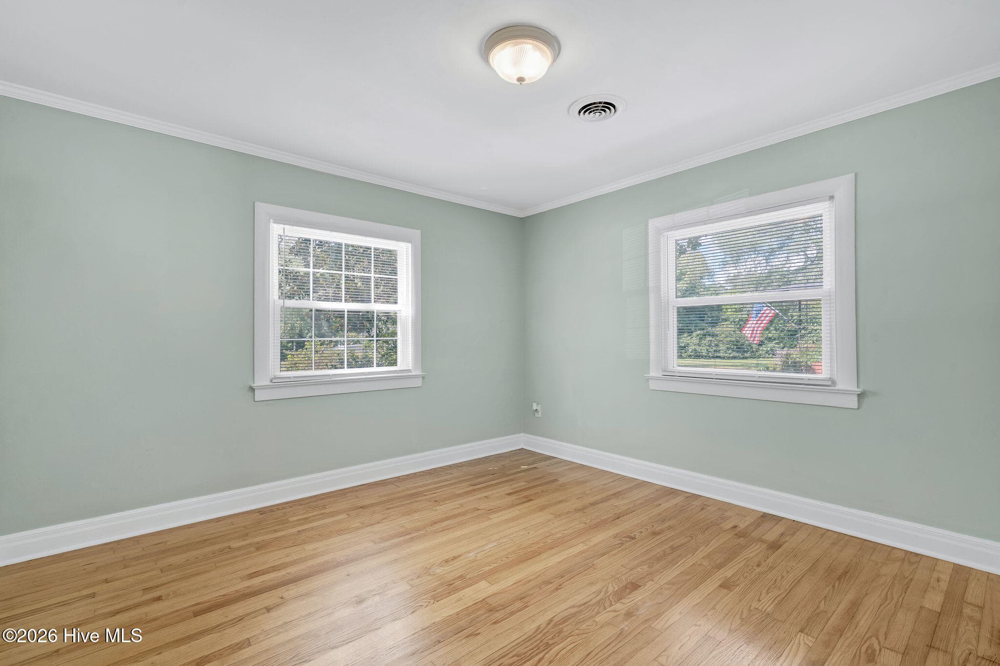 Single Family Residence at 3609 Wilshire Boulevard, Wilmington, NC 28403, photo 13 of 25
