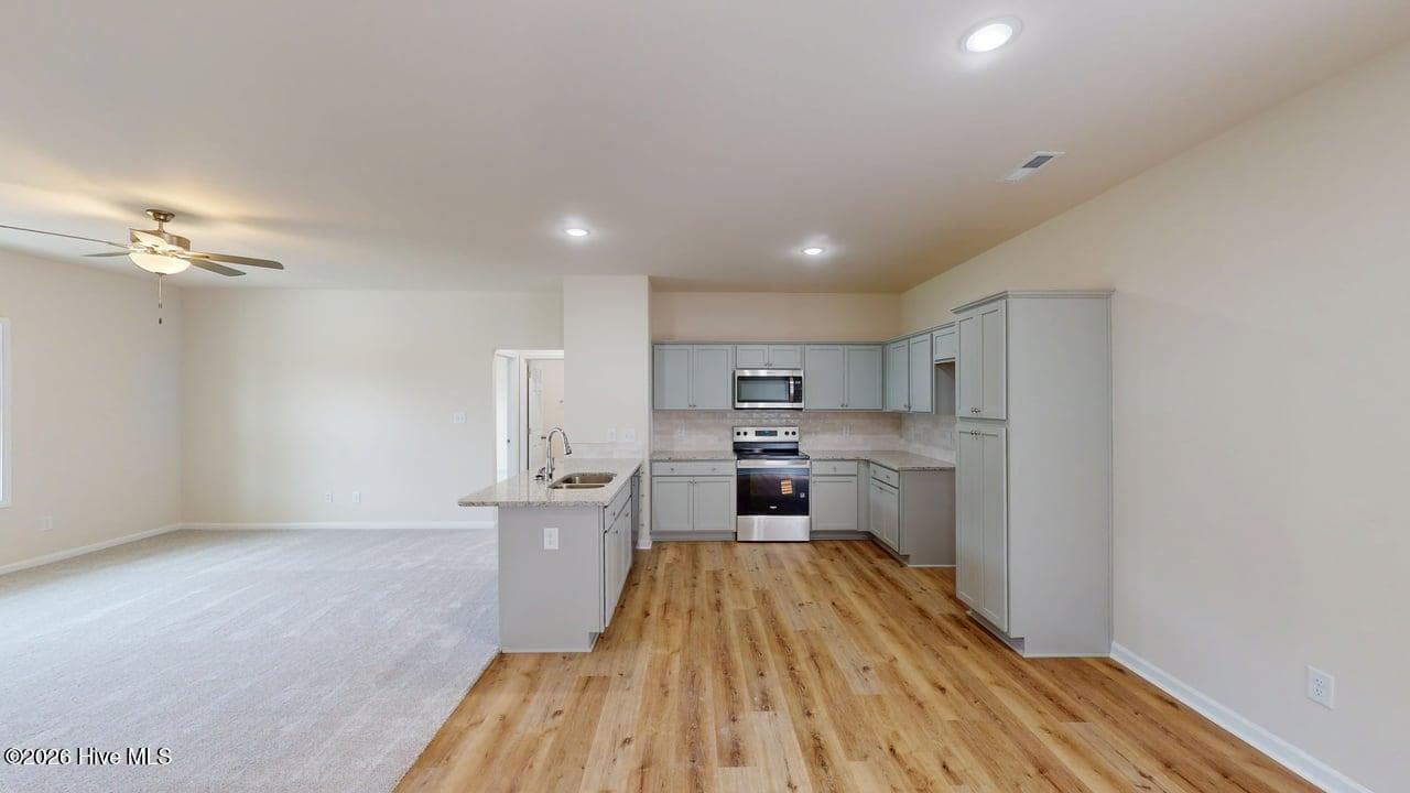 Single Family Residence at 204 Grace'S Farm Road, La Grange, NC 28551, photo 12 of 26