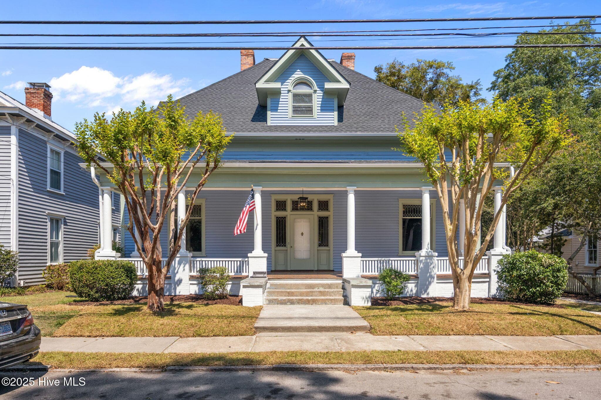 Single Family Residence at 620 W 2nd Street, Washington, NC 27889, photo 4 of 5