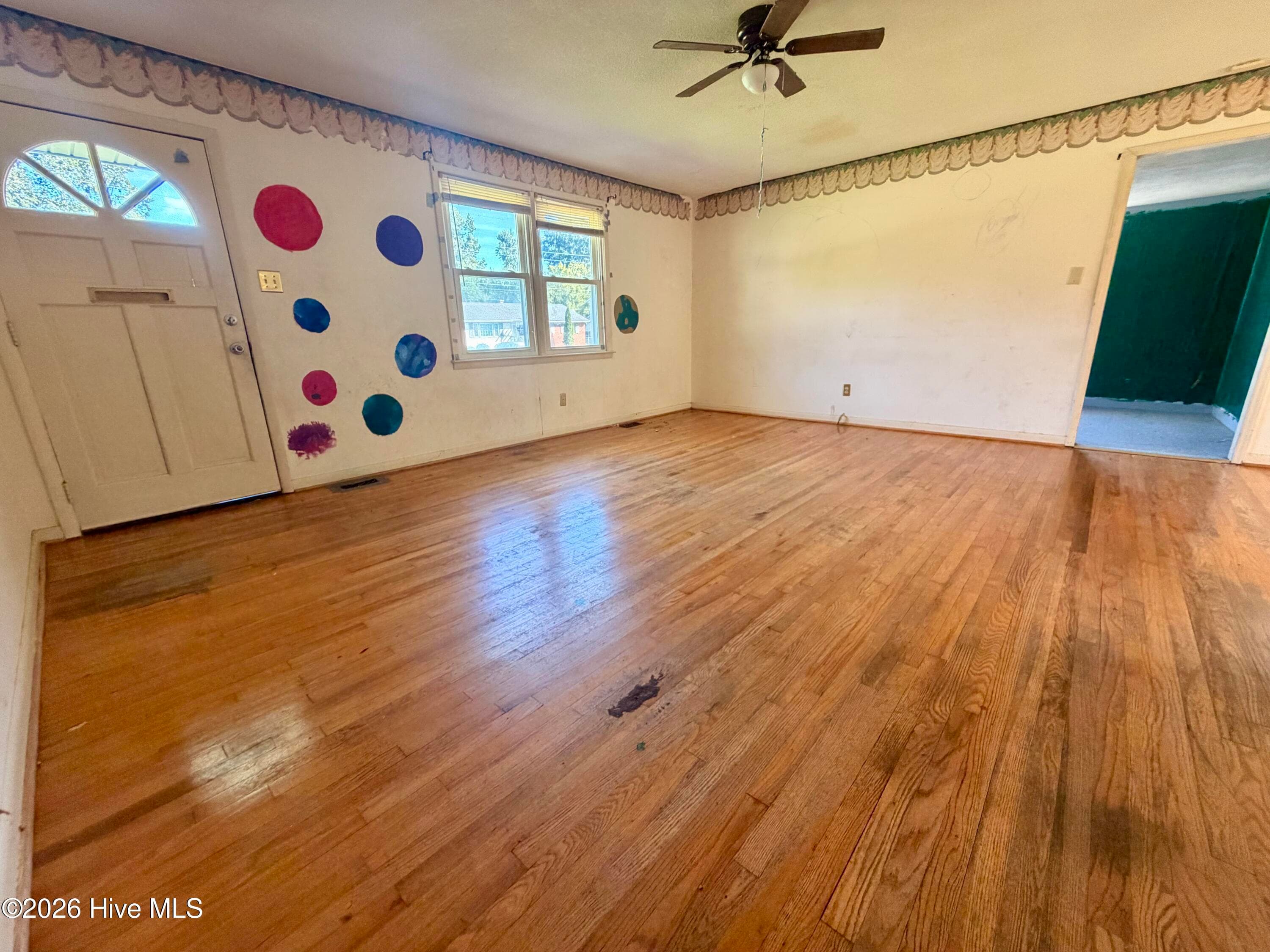 Single Family Residence at 113 Bosco Drive, Jacksonville, NC 28540, photo 7 of 35