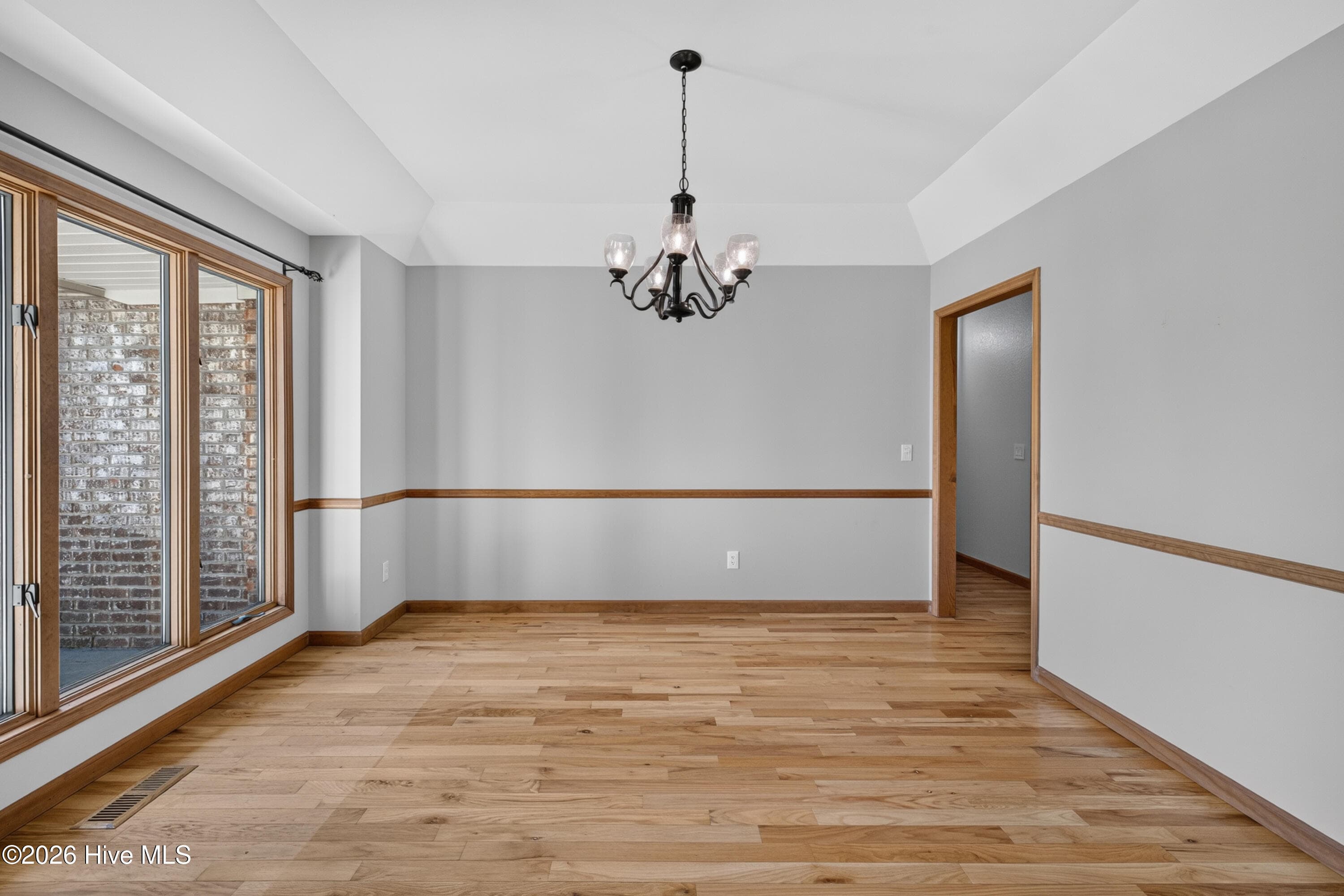 Single Family Residence at 106 Bogey Court, Hampstead, NC 28443, photo 15 of 52