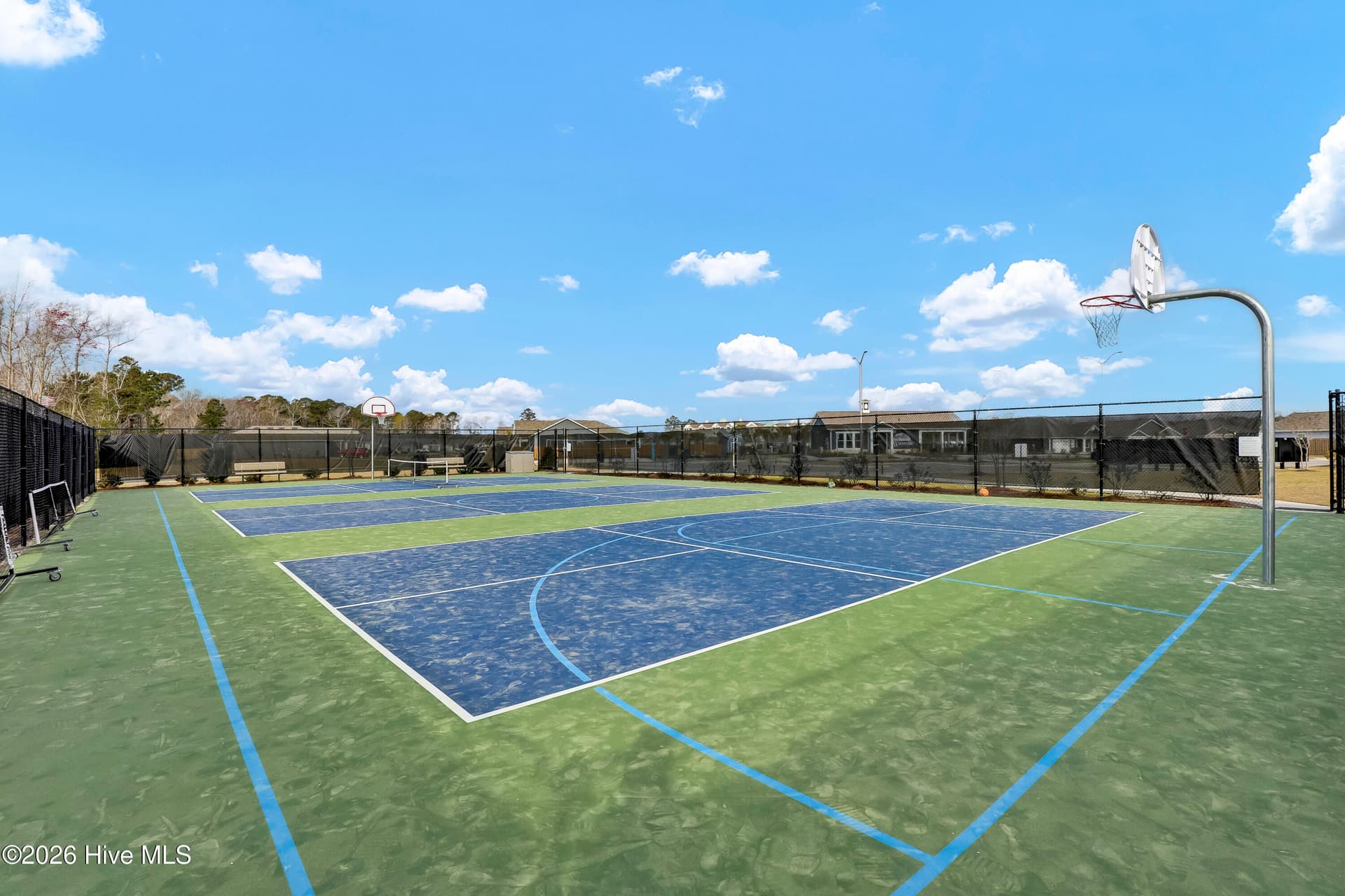 Neighborhood Tennis Courts/Pickleball Courts/Basketball Goal - 512 Edgewater Way, Surf City, NC 28445