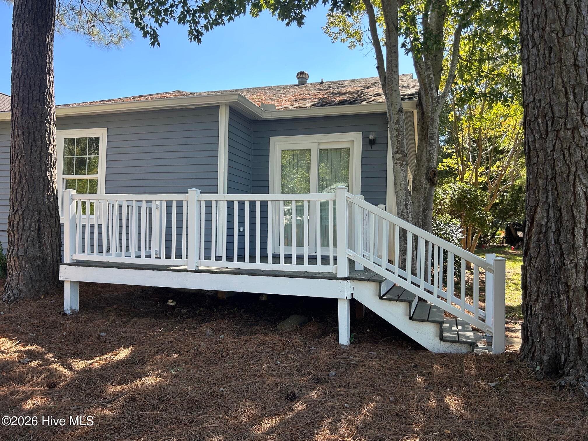 Single Family Residence at 1080 Valley Drive SW, Calabash, NC 28467, photo 6 of 31