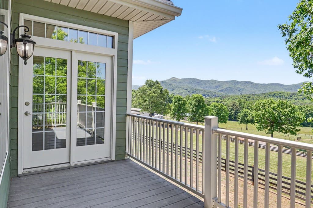 Single Family Residence at 1193 Pine Log Road, Warne, NC 28909