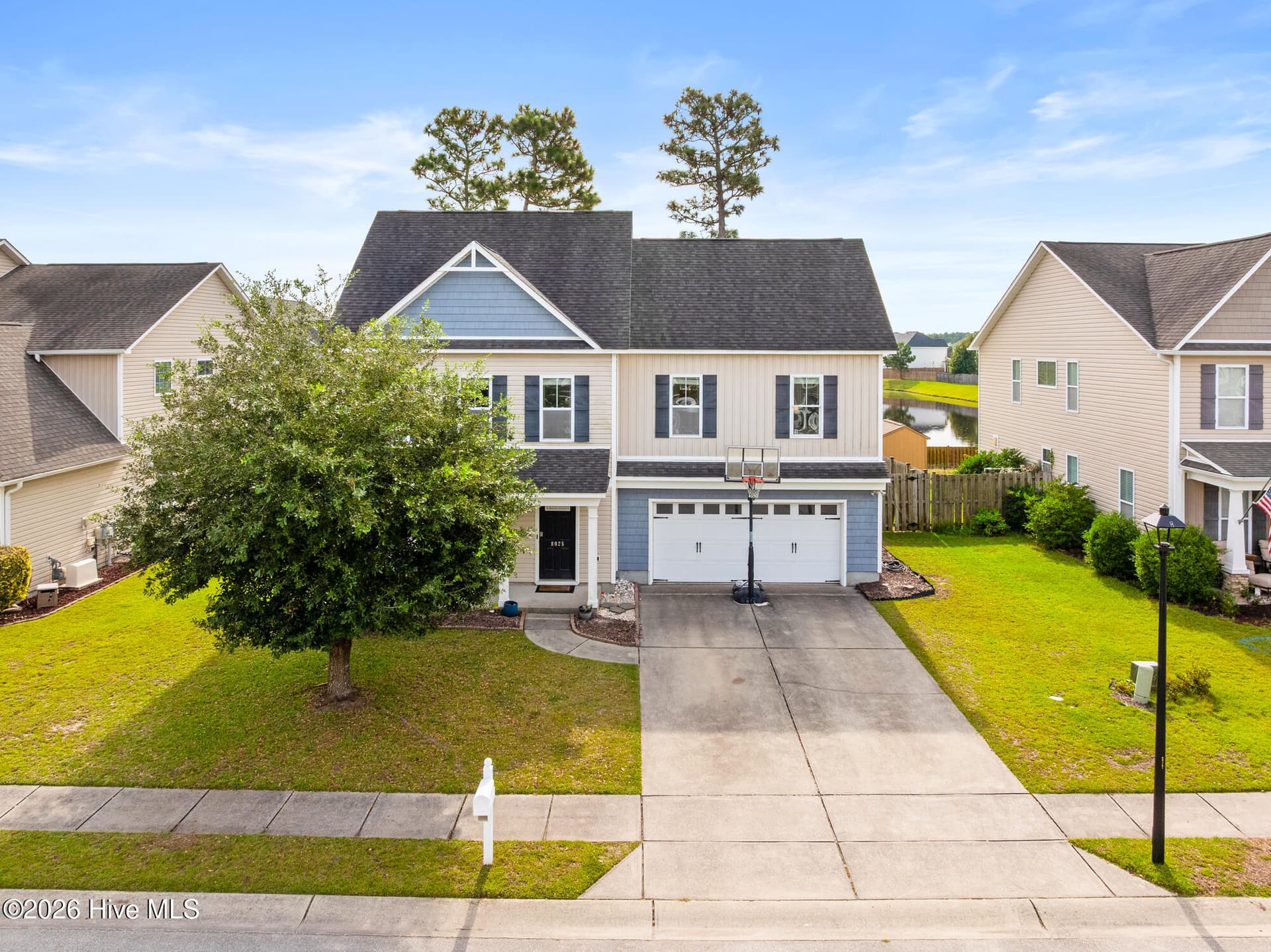 Single Family Residence at 8025 Footpath Road, Leland, NC 28451, photo 3 of 102