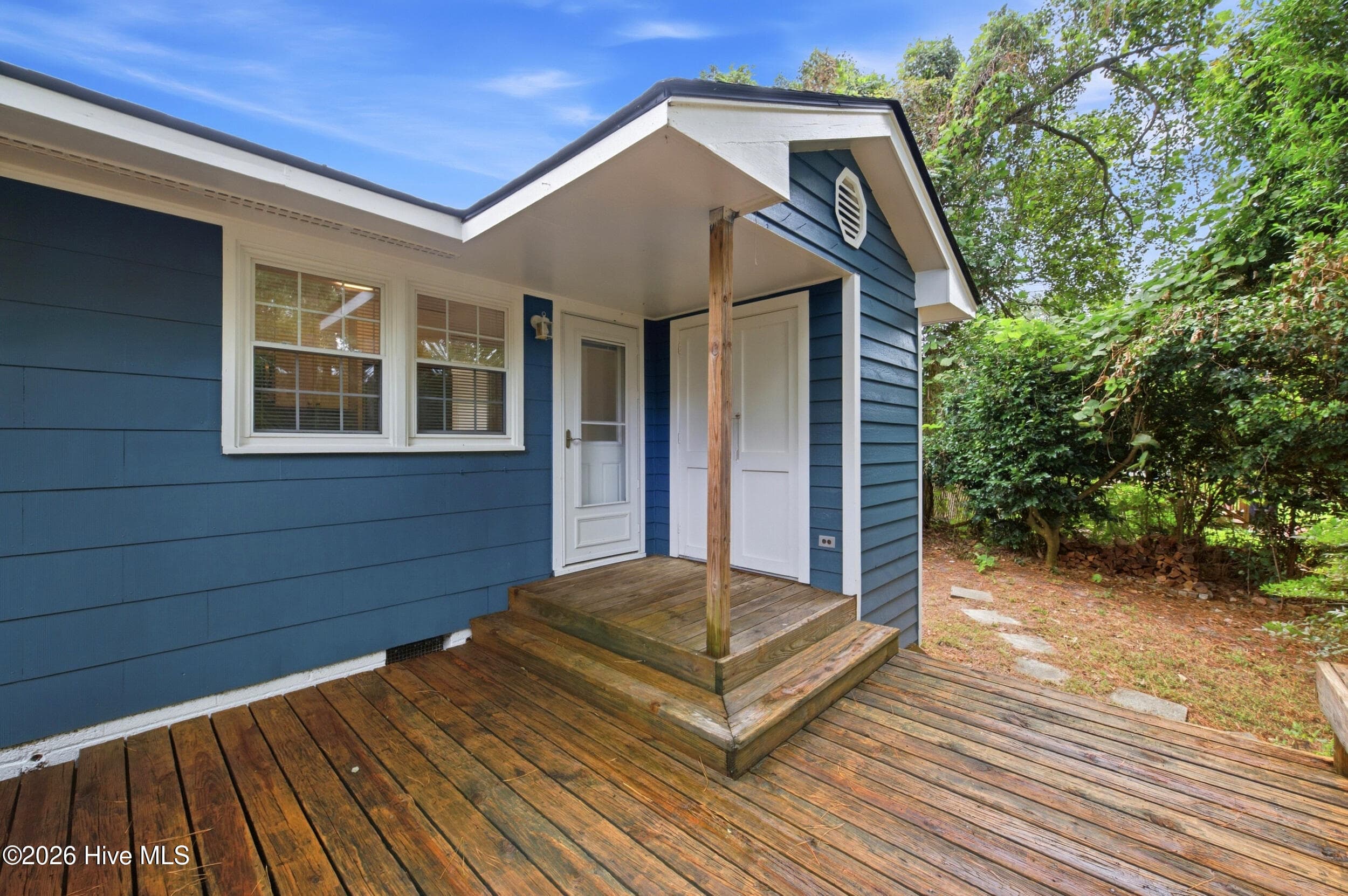 Single Family Residence at 606 Rosemont Avenue, Wilmington, NC 28403, photo 26 of 48