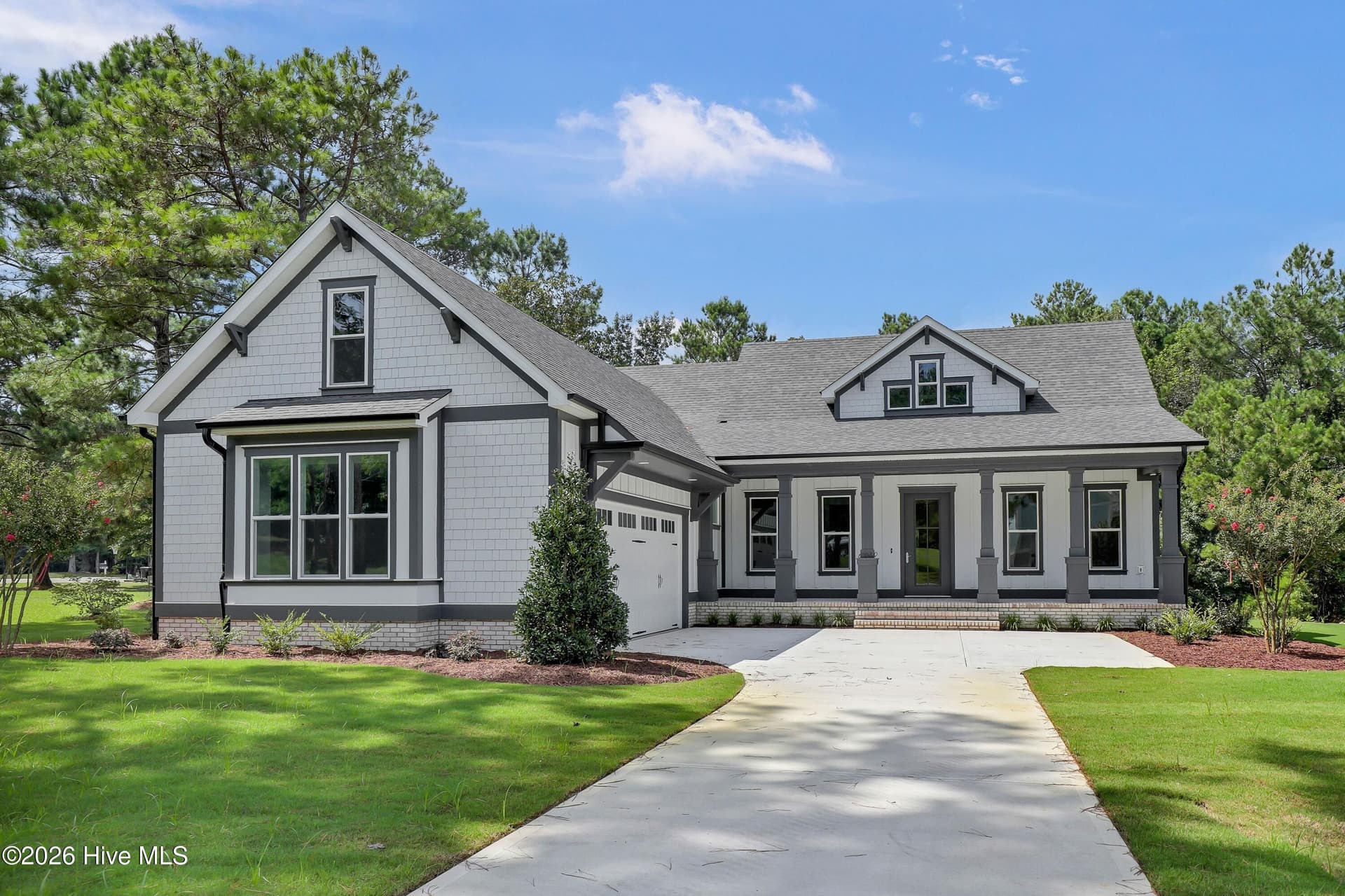 Single Family Residence at 105 Tradewinds Drive, Hampstead, NC 28443, photo 5 of 83