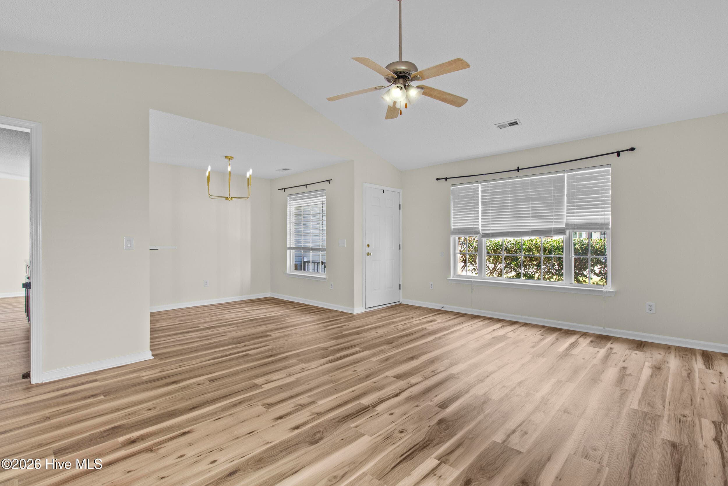 Single Family Residence at 4745 Corena Drive, New Bern, NC 28562, photo 11 of 25