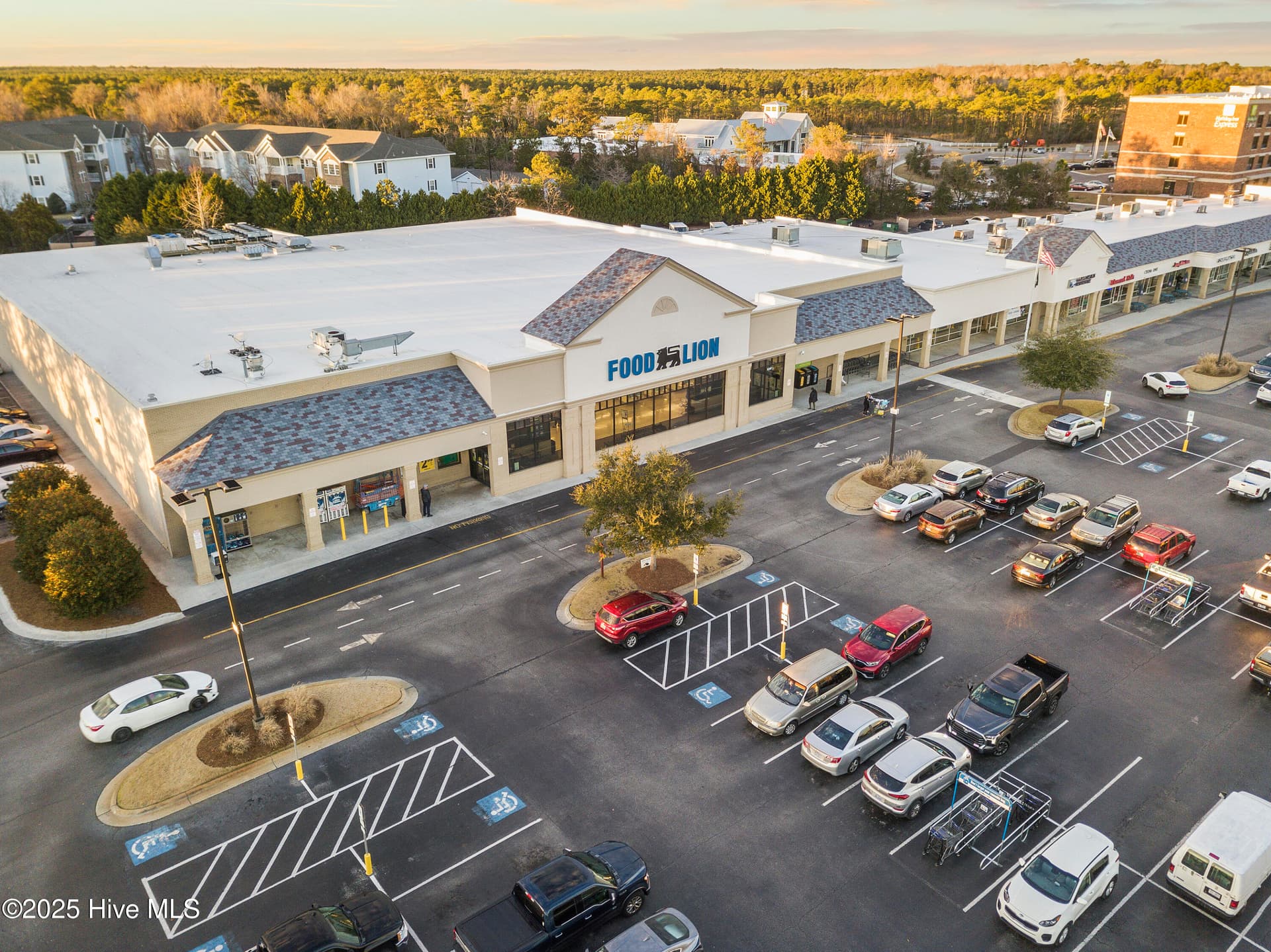 grocery store in Porters Neck and Greenview Ranches area - 361-362 361&362 Greenview Ranches, Wilmington, NC 28411