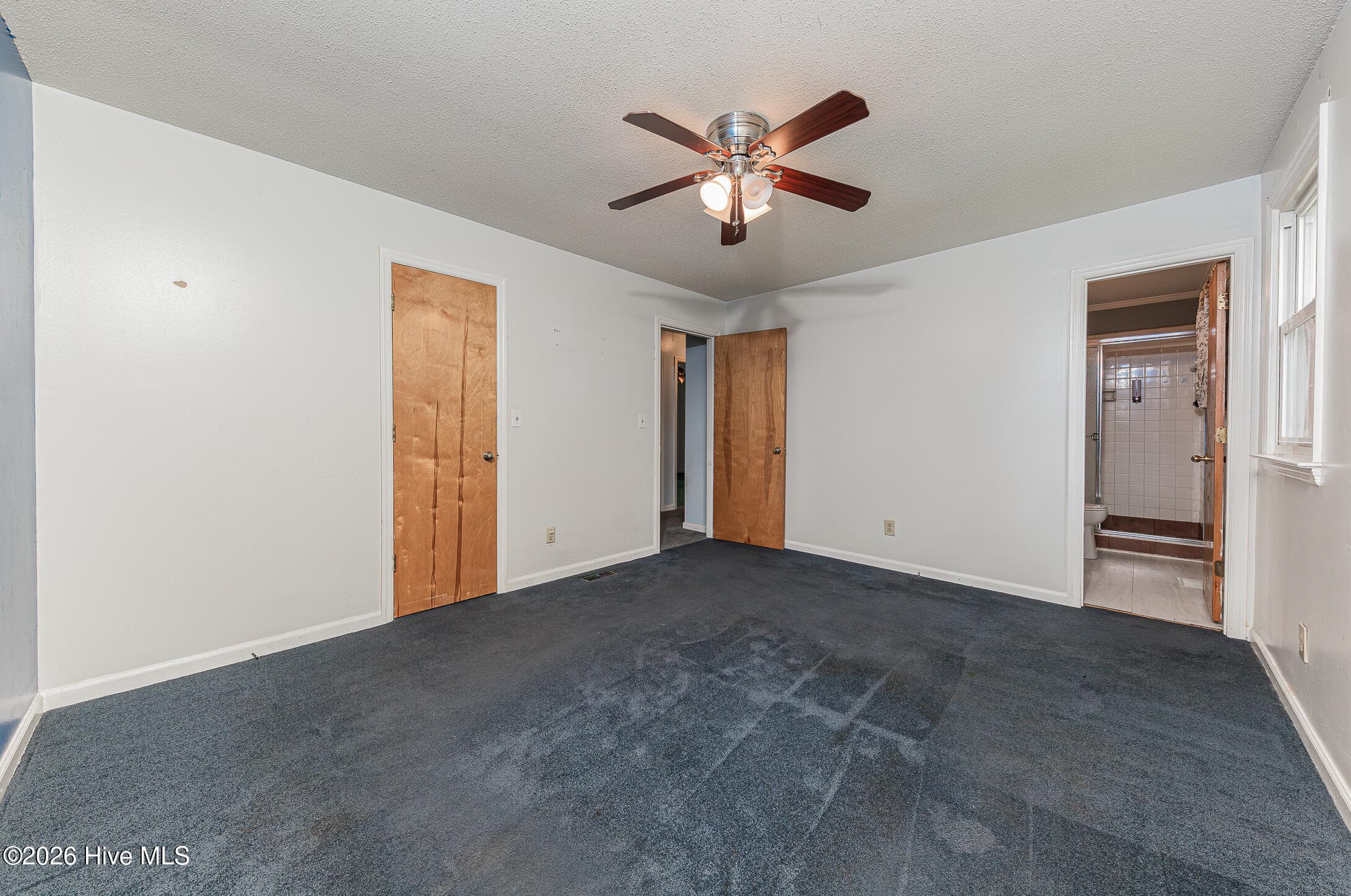 Single Family Residence at 102 Lionel Avenue, Jacksonville, NC 28540, photo 35 of 77