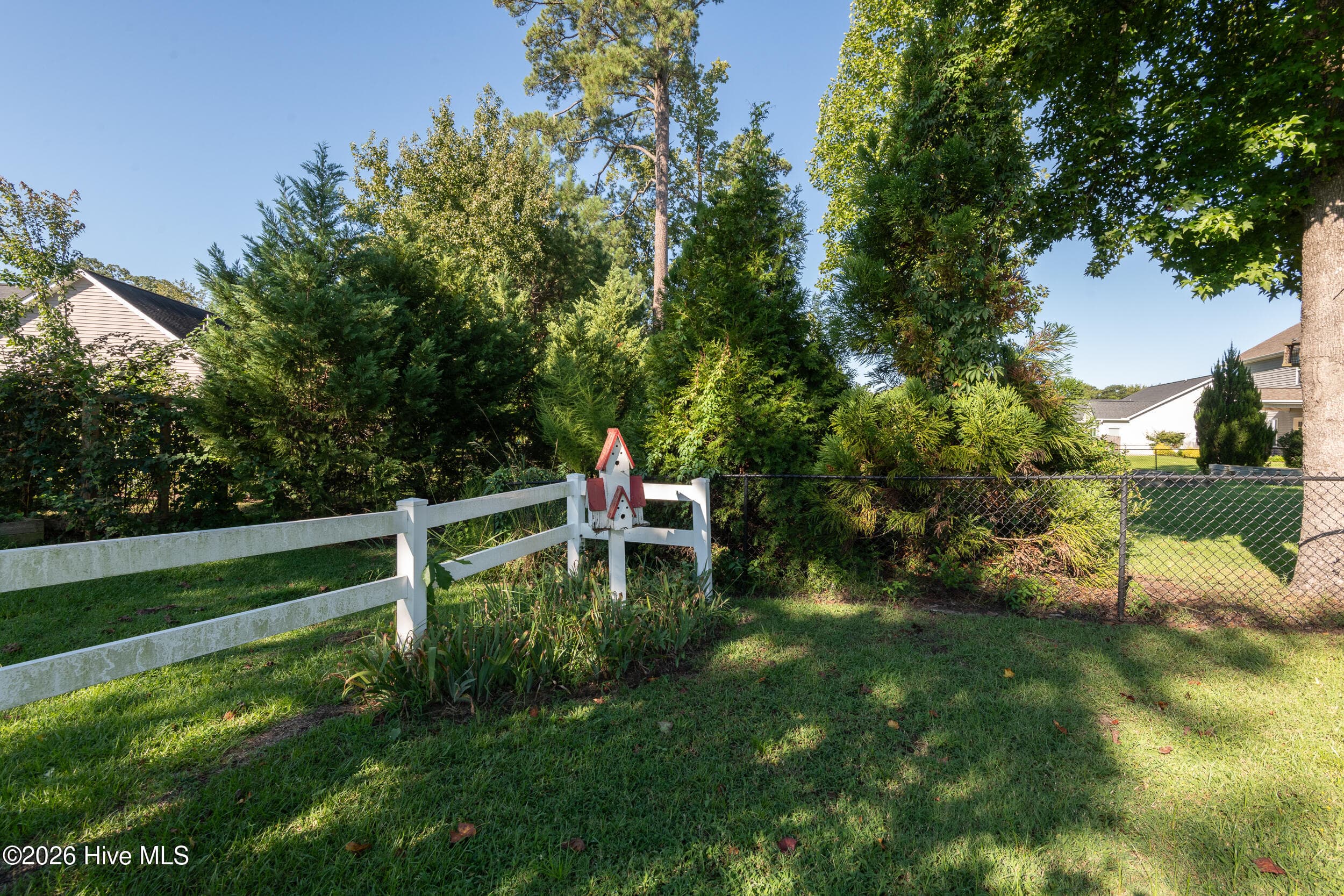 Single Family Residence at 297 Copper Creek Drive, Winterville, NC 28590, photo 14 of 52