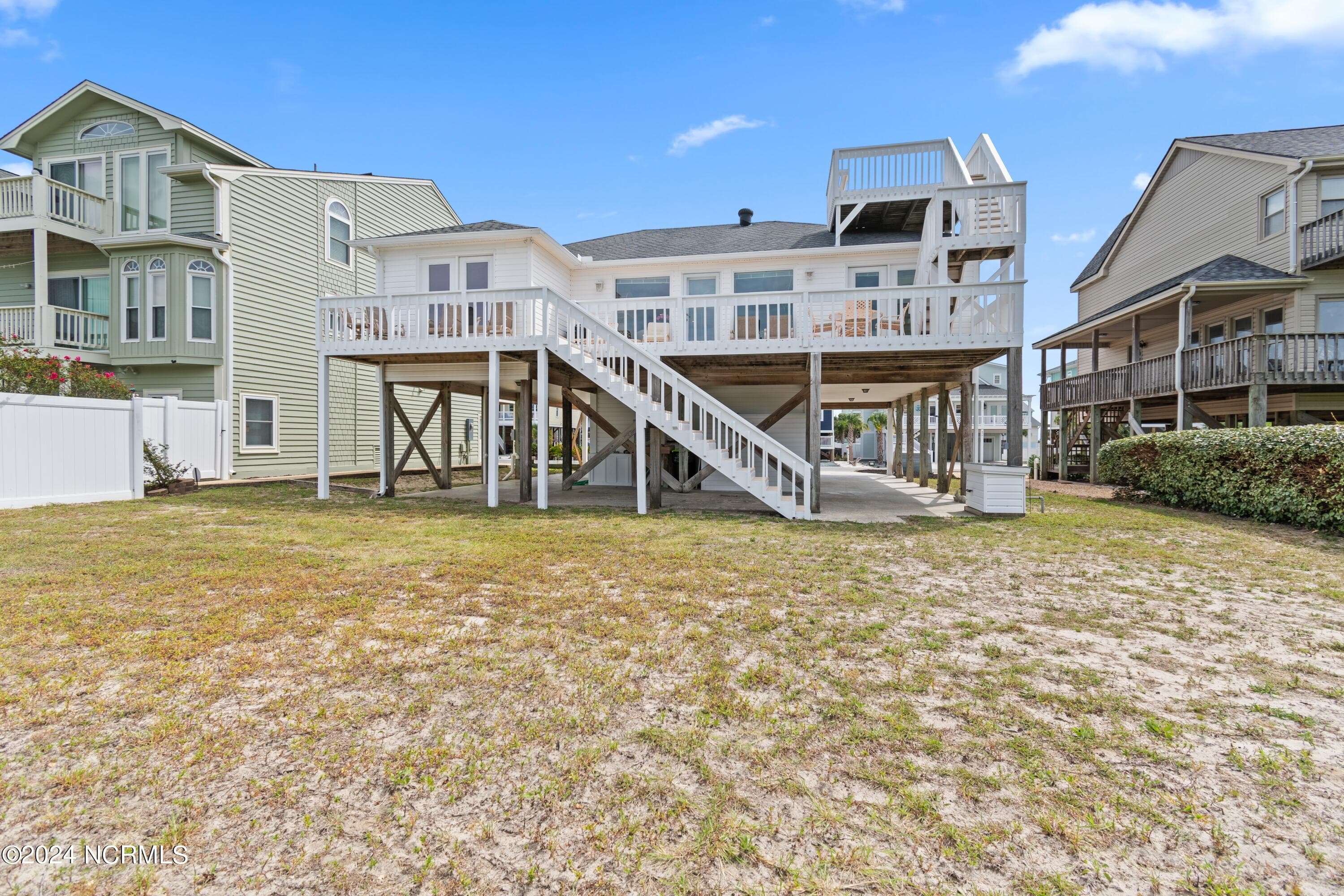 Single Family Residence at 272 Brunswick Avenue W, Holden Beach, NC 28462, photo 16 of 45