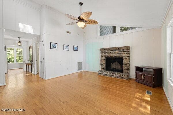 Single Family Residence at 2902 Canal Cove Road, Lake Waccamaw, NC 28450, photo 8 of 38