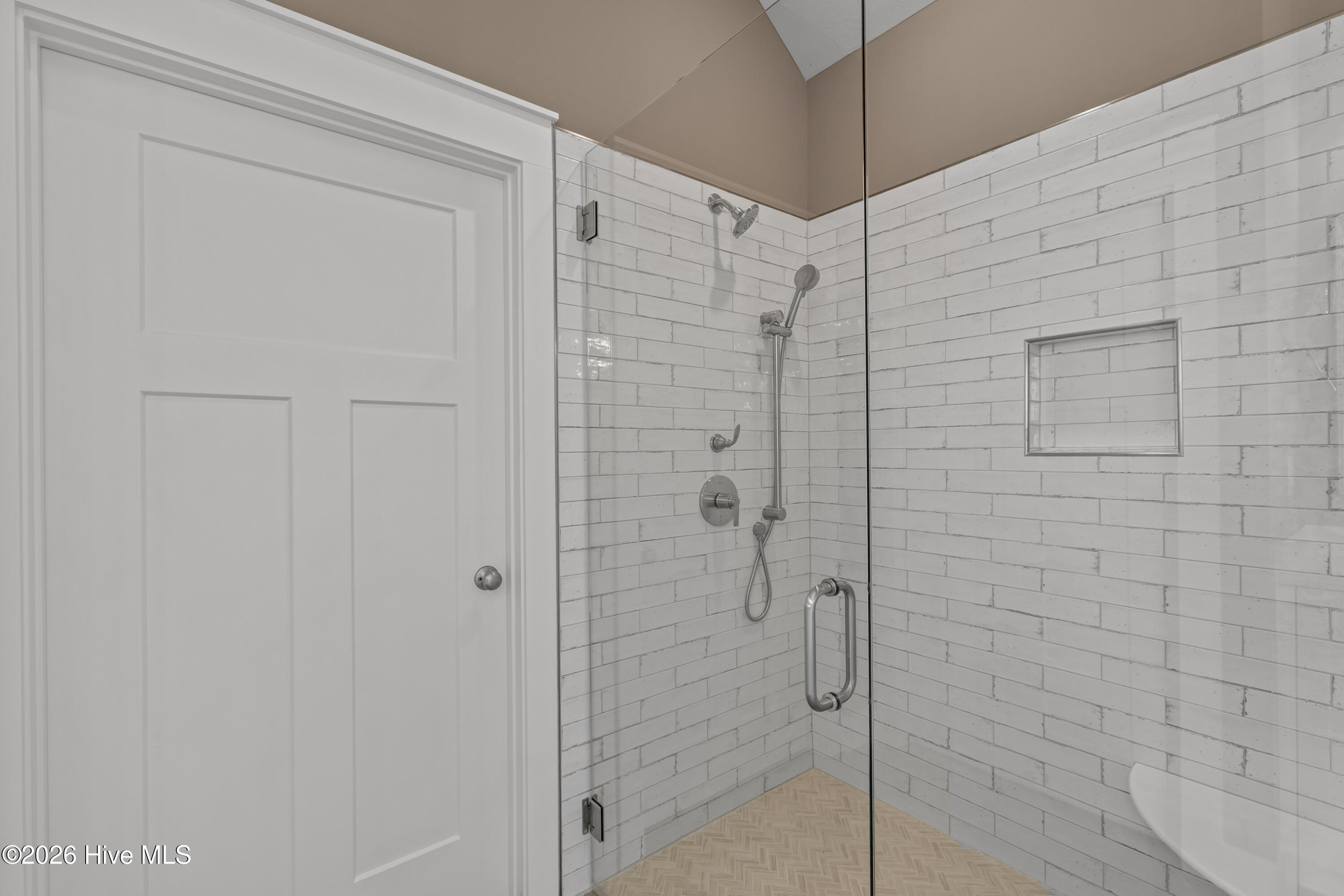 Tile Shower w/Frameless Door - 10382 Helmsdale Drive, Aiken, SC 29803