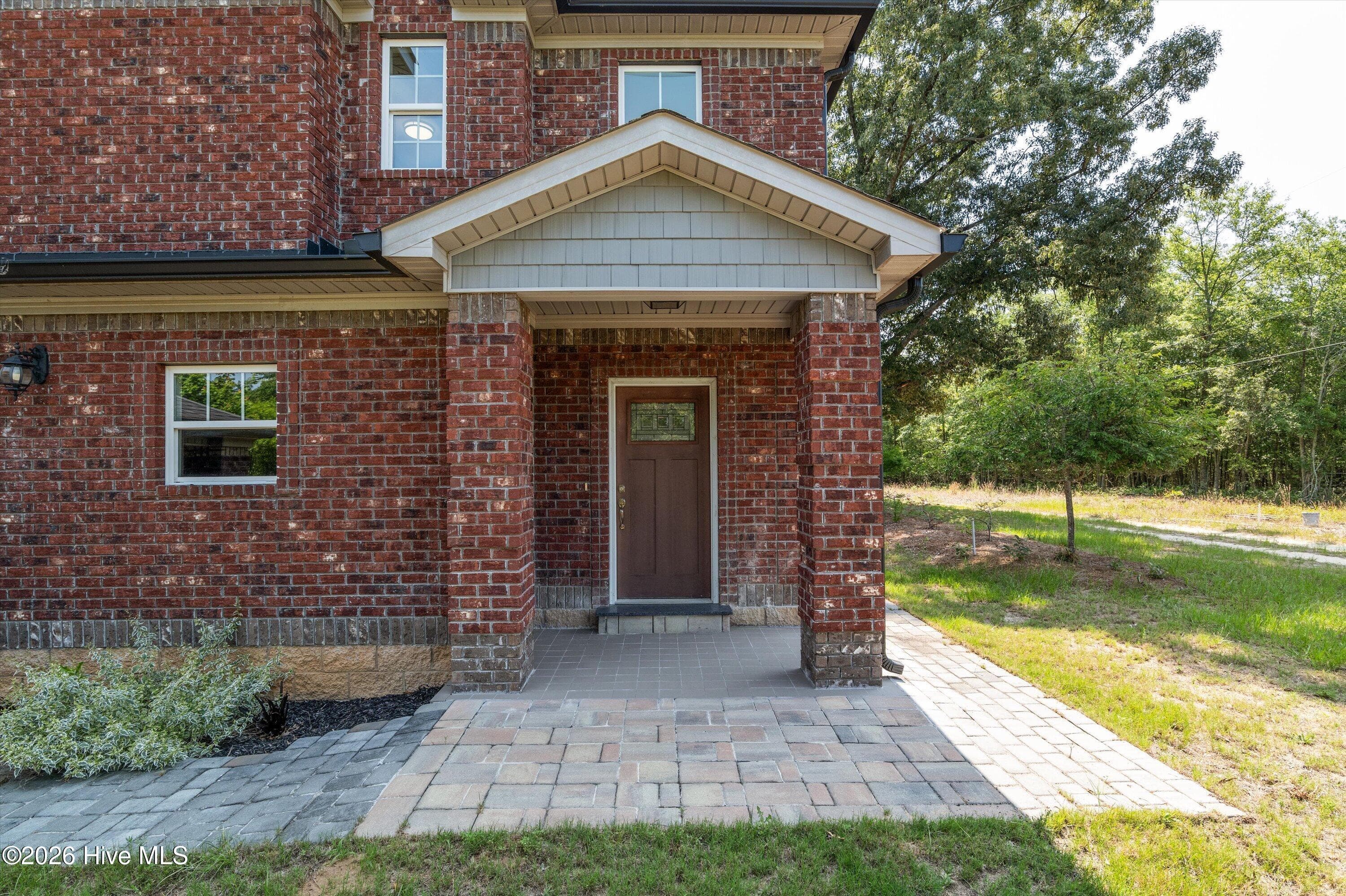 Single Family Residence at 1423 Edgefield Road, North Augusta, SC 29860, photo 2 of 51