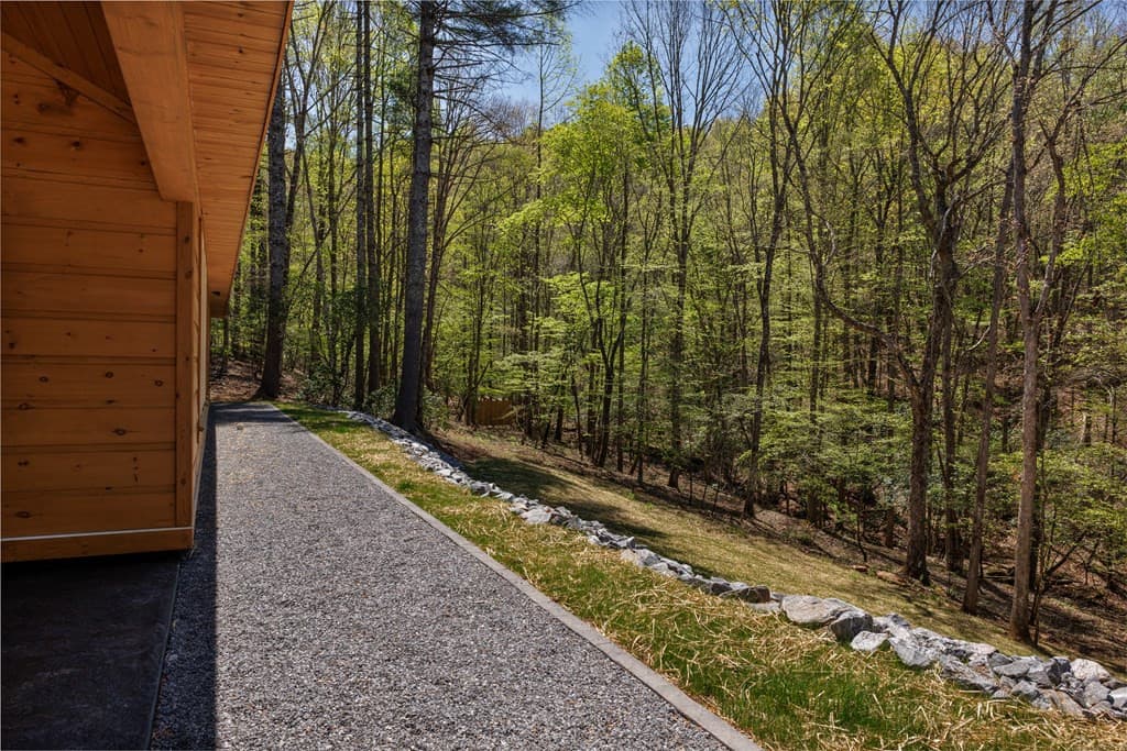 Single Family Residence at 342 Hunter Ridge, Murphy, NC 28906, photo 51 of 82