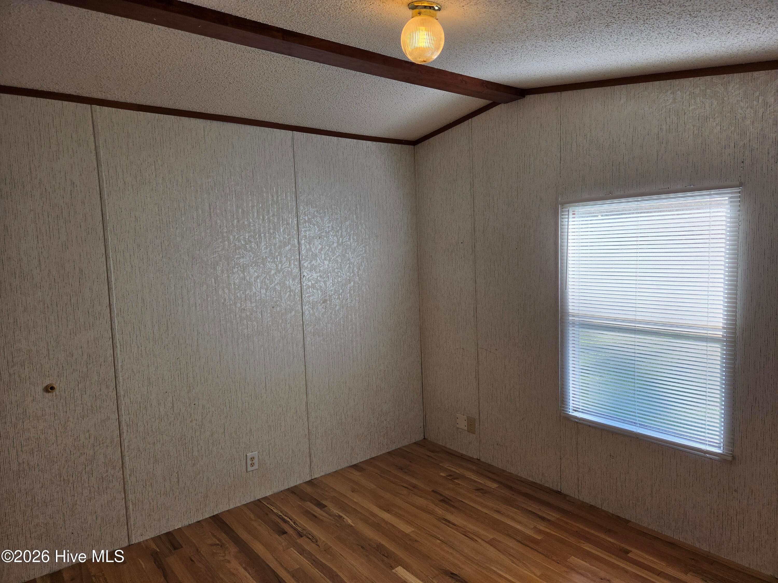 Manufactured Home at 653 Harris Creek Road, Jacksonville, NC 28540, photo 5 of 7