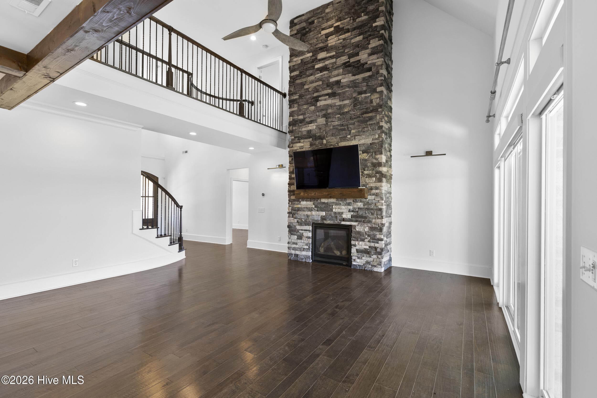 Single Family Residence at 1357 Autumn Lakes Drive, Grimesland, NC 27837, photo 5 of 14