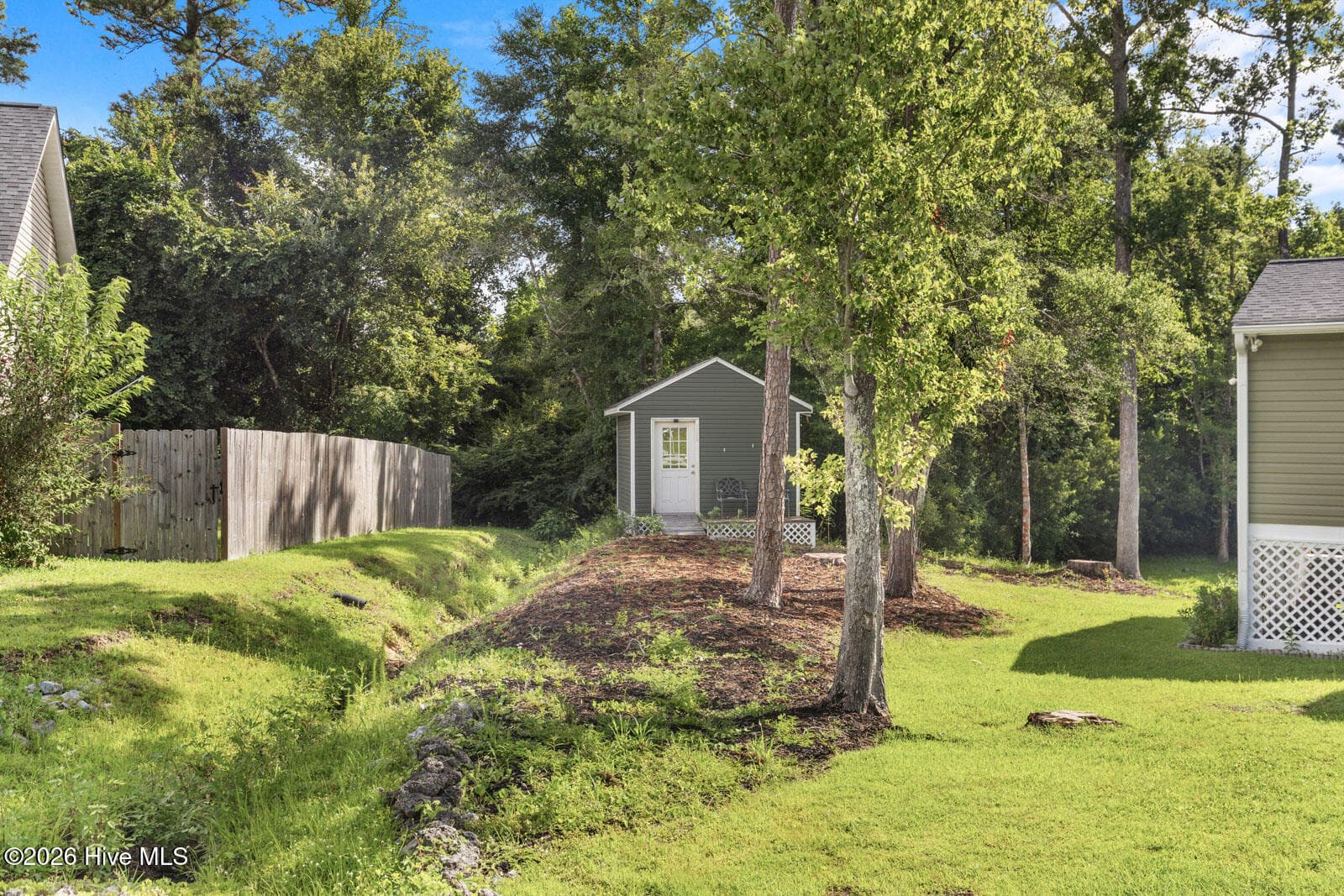 Single Family Residence at 252 Derby Downs Drive, Sneads Ferry, NC 28460, photo 10 of 47