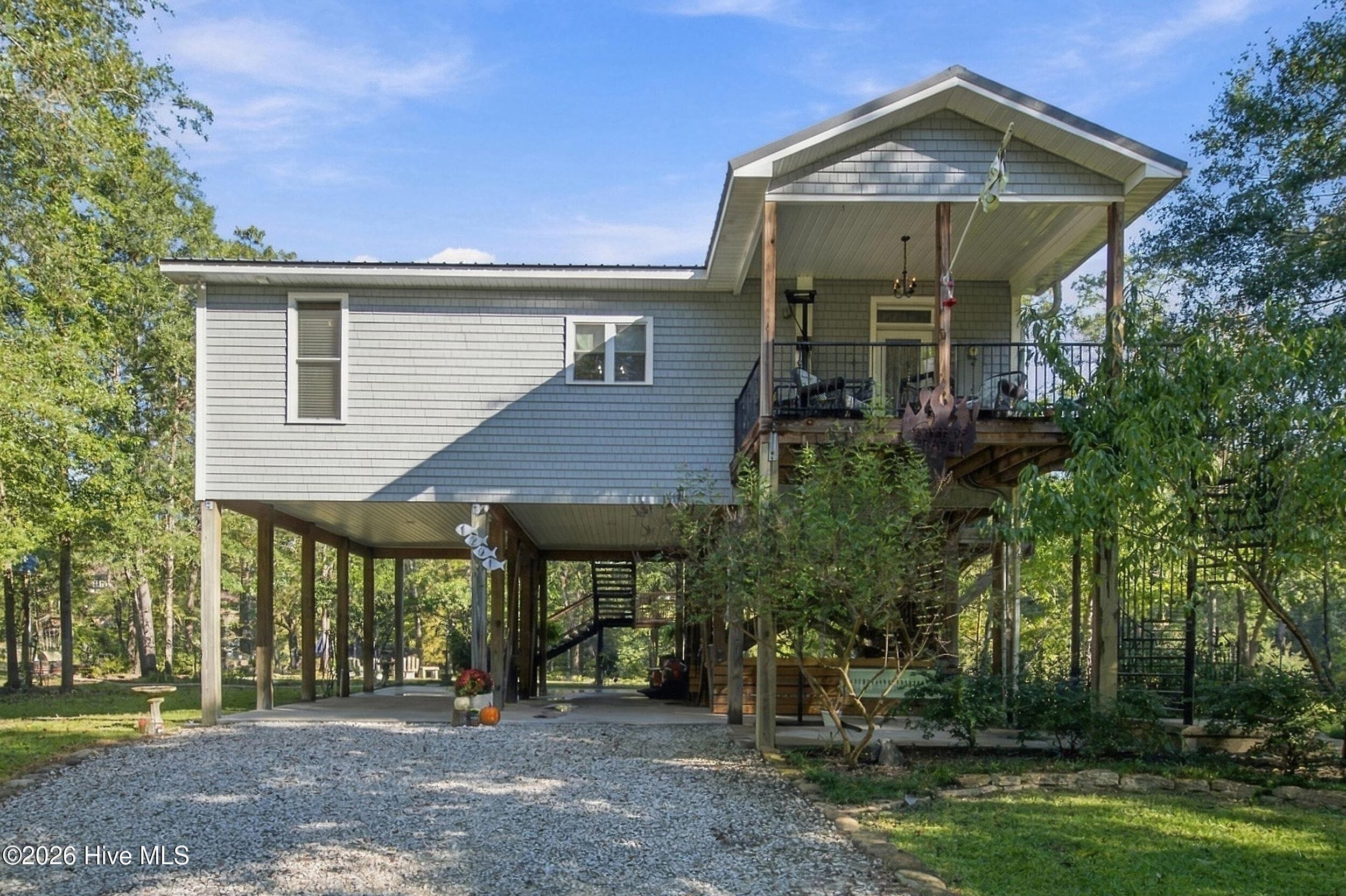 Single Family Residence at 1291 River Bend Drive, Burgaw, NC 28425, Burgaw, photo 2 of 57
