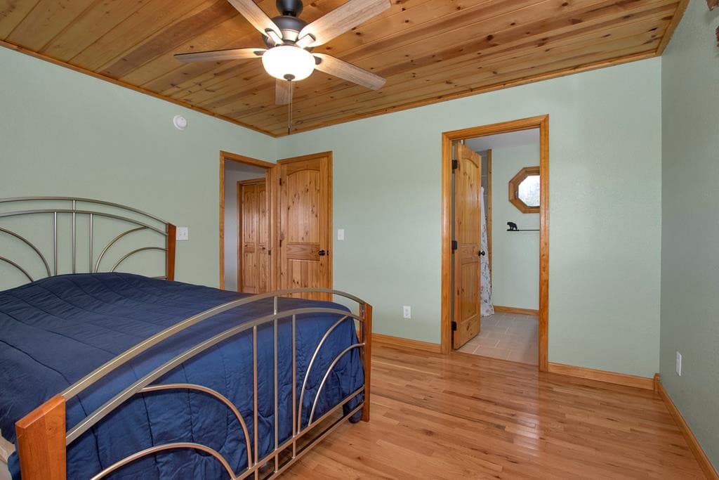 Single Family Residence at 815 Smokey Hollow Drive, Murphy, NC 28906, photo 22 of 50