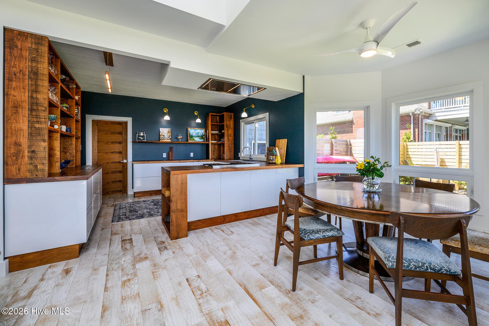 Entertain In Style - 228 Drake Landing, New Bern, NC 28560