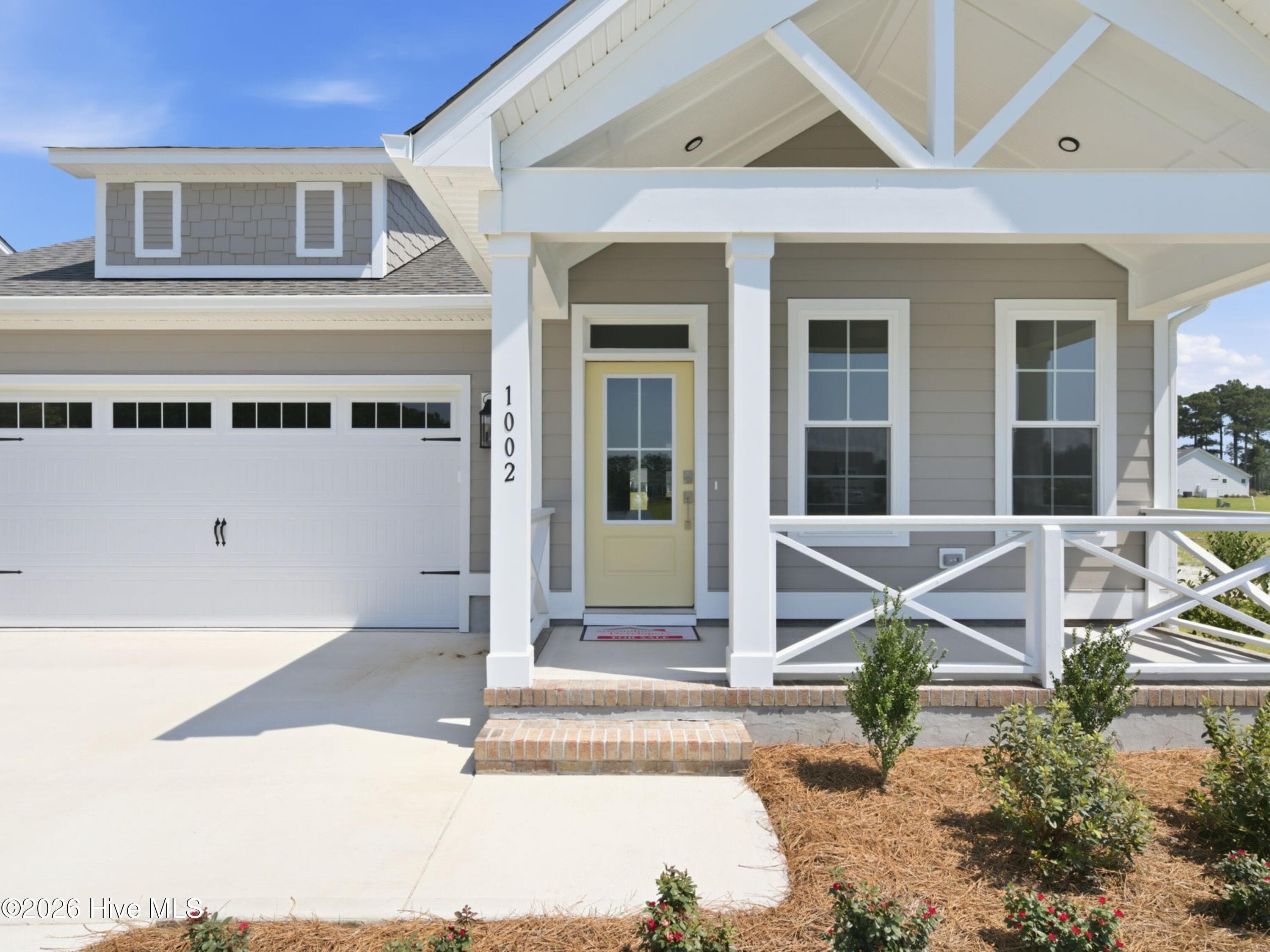 Single Family Residence at 1002 Newcastle Alley, New Bern, NC 28562, photo 8 of 20