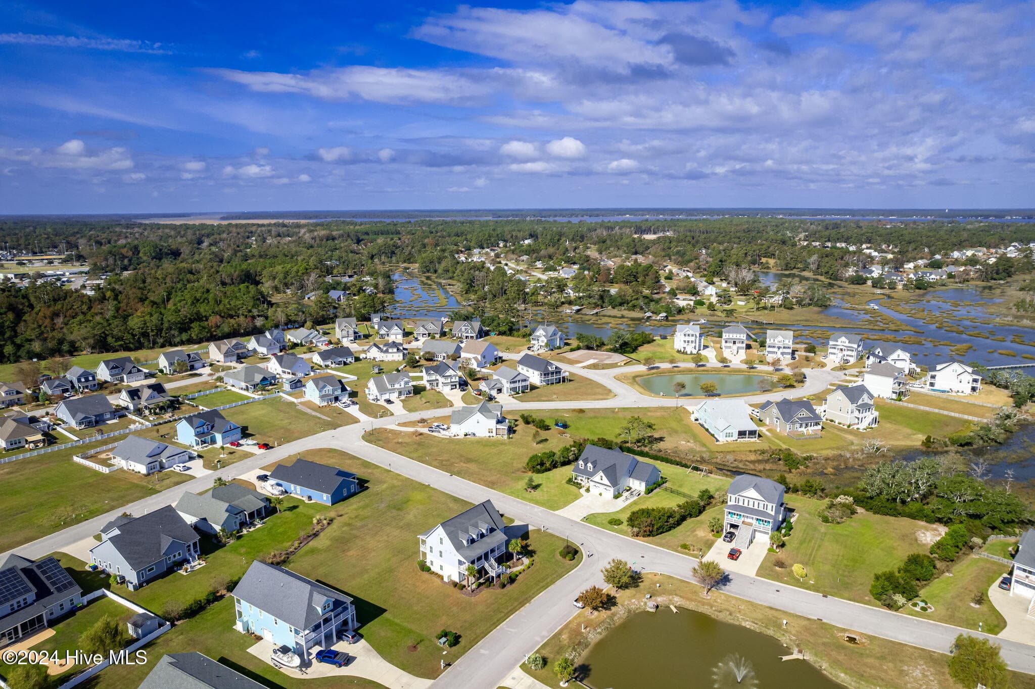 1602 Mainsail Road, Morehead City, NC 28557