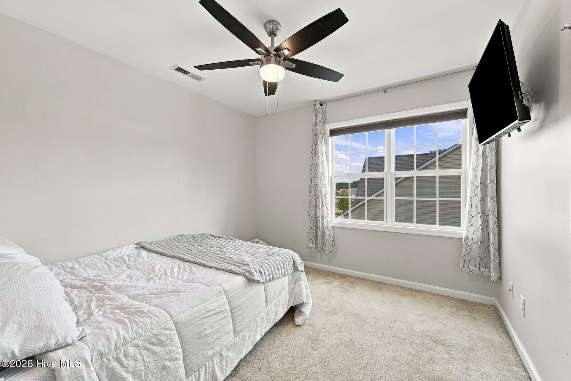 Single Family Residence at 113 Borough Nest Drive, Swansboro, NC 28584, photo 27 of 49