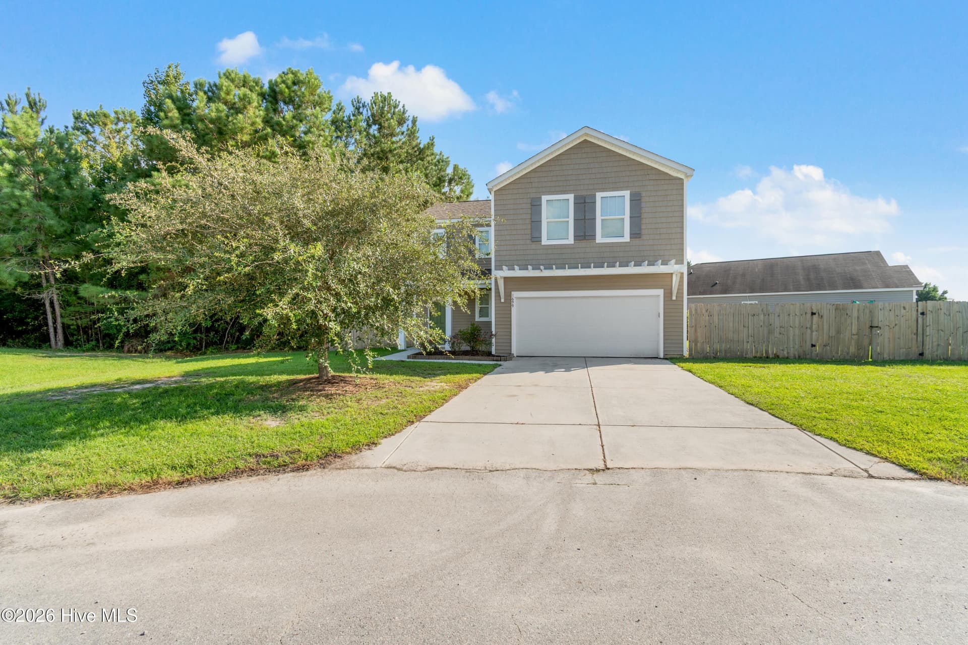 Single Family Residence at 1699 Datchet Lane SE, Bolivia, NC 28422, photo 3 of 40