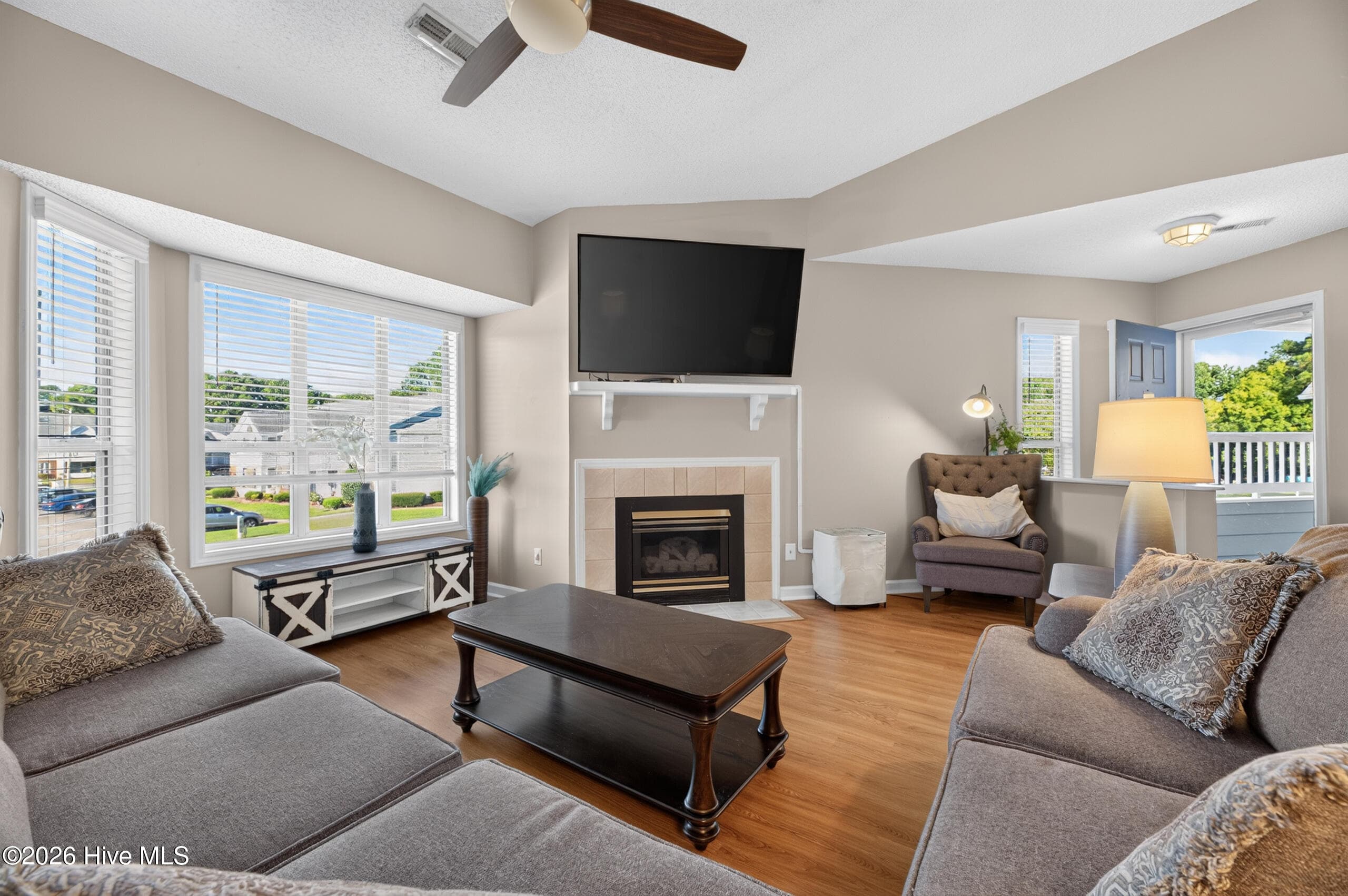 Condominium at 101 Breezewood Drive H, Greenville, NC 27858, photo 6 of 59