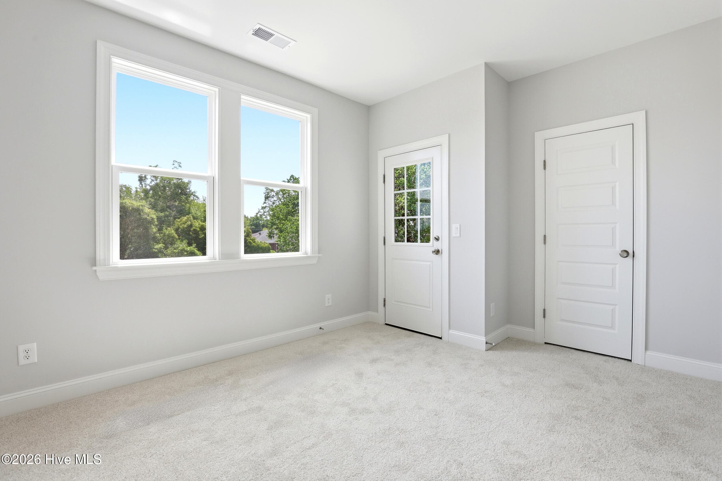 Townhouse at 516 Mcrae Street 102, Wilmington, NC 28401, photo 28 of 59