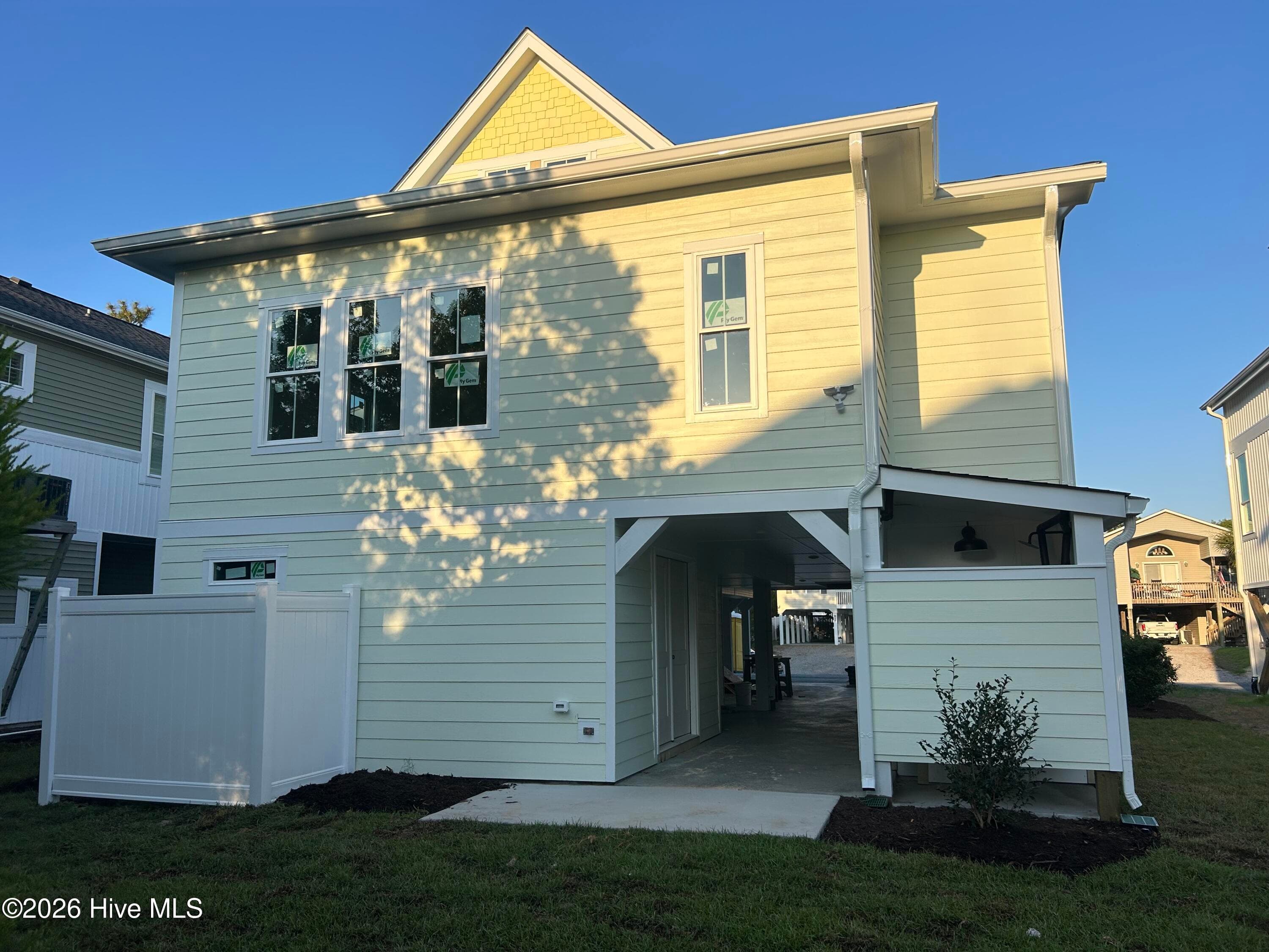 141 NE 10th Street, Oak Island, NC 28465