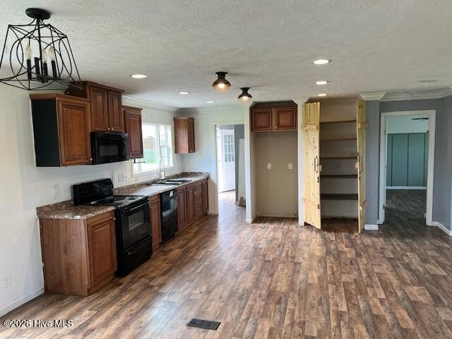 Manufactured Home at 229 Rhodes Pond Road, Four Oaks, NC 27524, photo 5 of 18