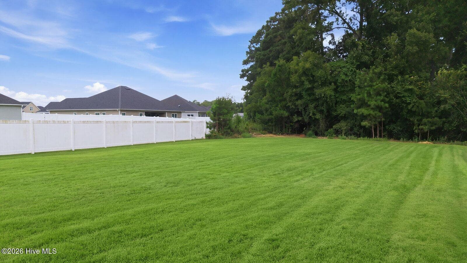 Single Family Residence at 2606 Delilah Drive, Winterville, NC 28590, photo 4 of 4